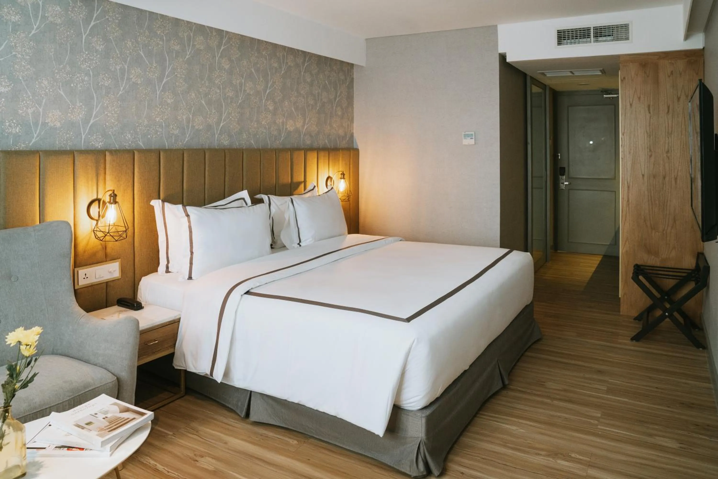 Bedroom, Bed in Barito Mansion