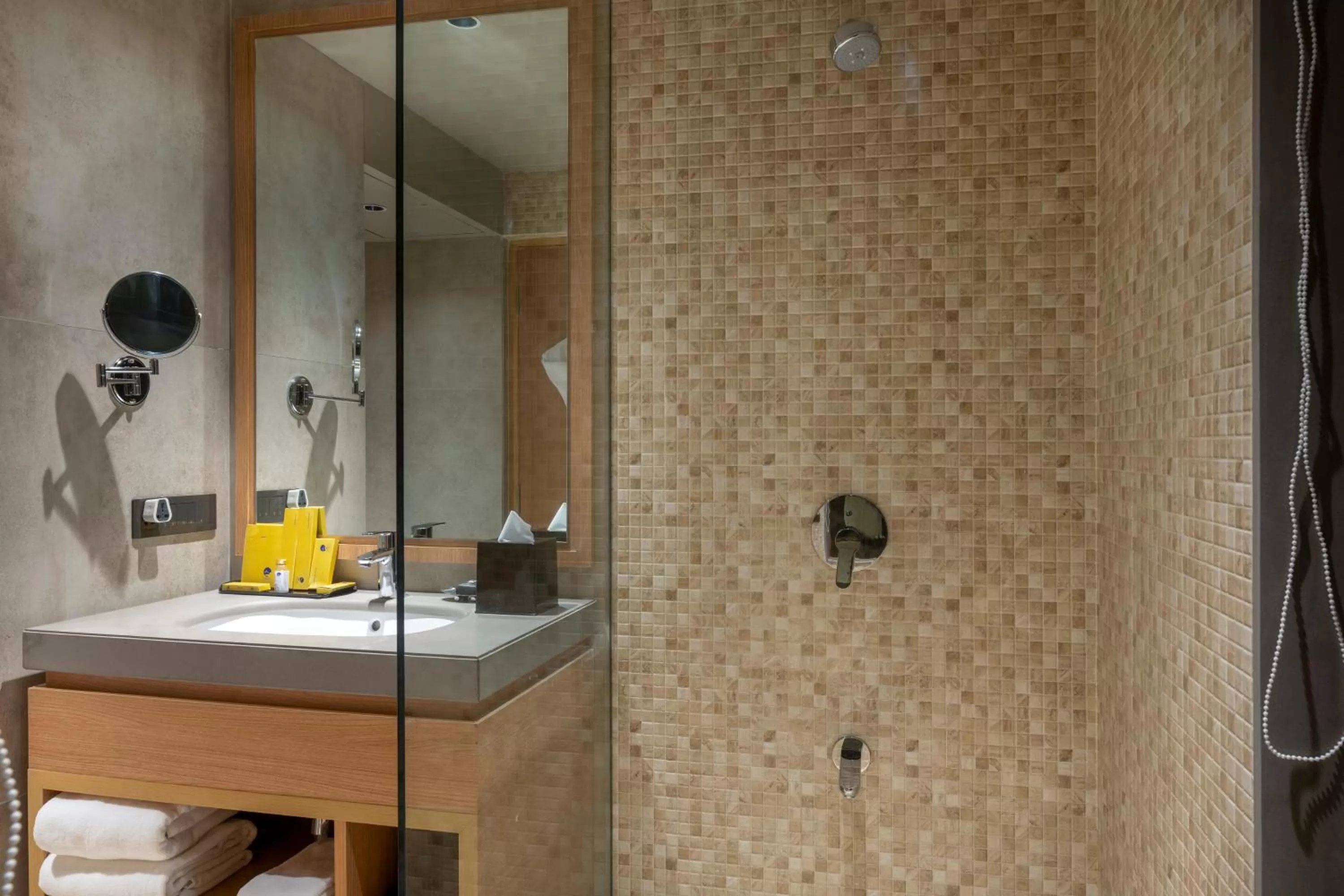 Bathroom in Modi Yoga Retreat Rishikesh