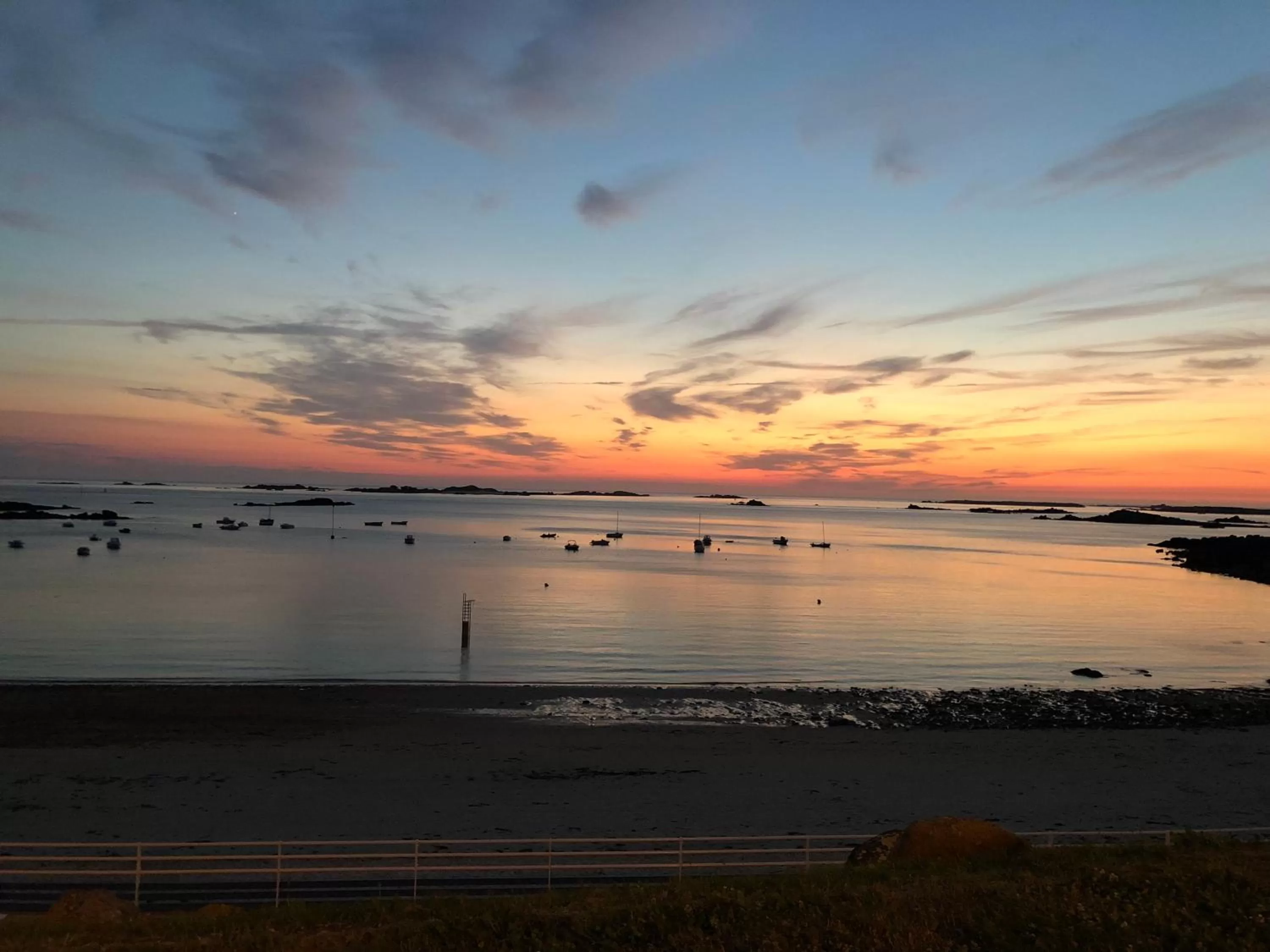 Sunset in Pavillon de la plage
