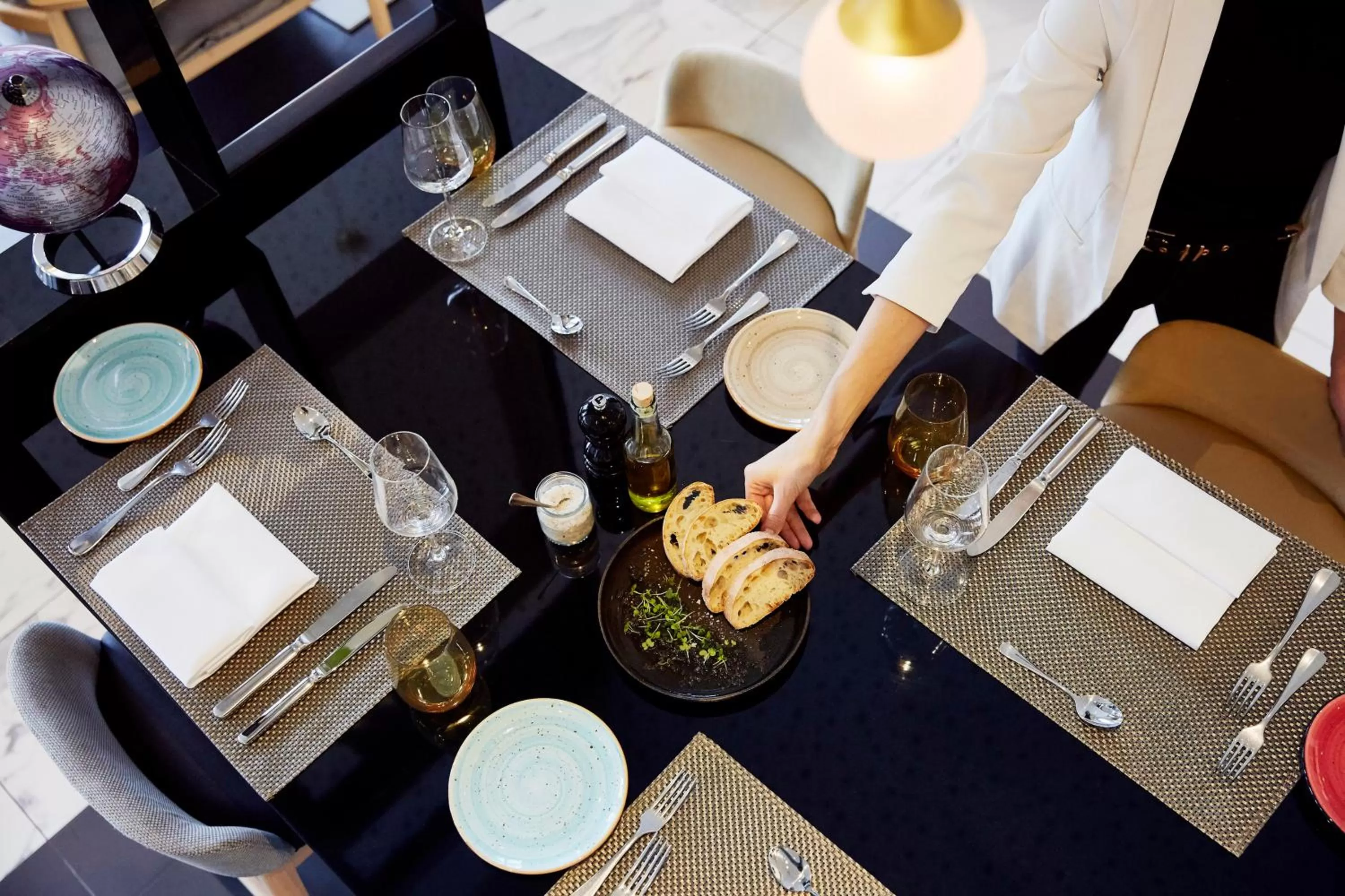 Restaurant/places to eat in INNSiDE by Meliá Hamburg Hafen