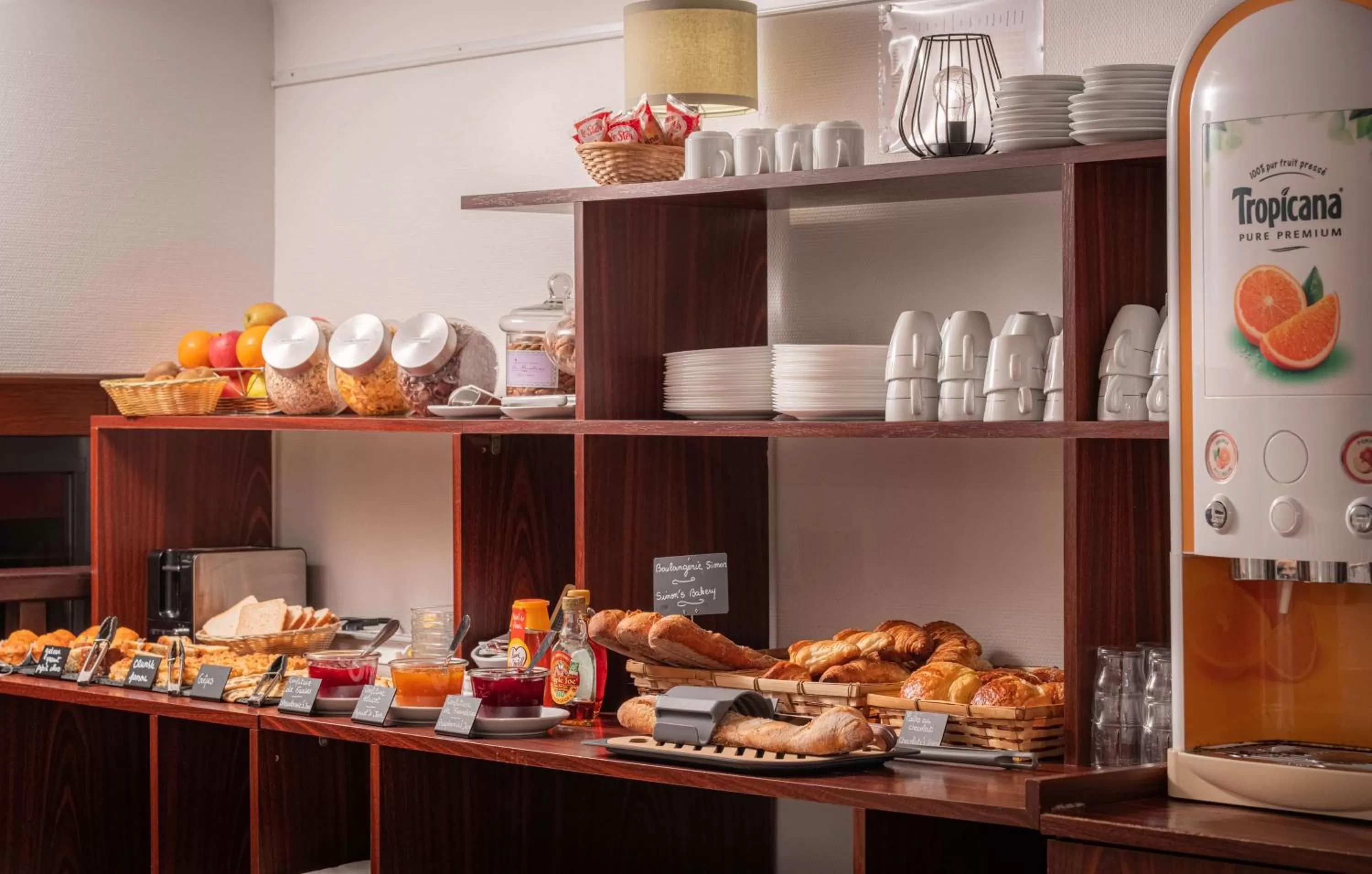 Breakfast in Sure Hotel By Best Western Lorient Centre