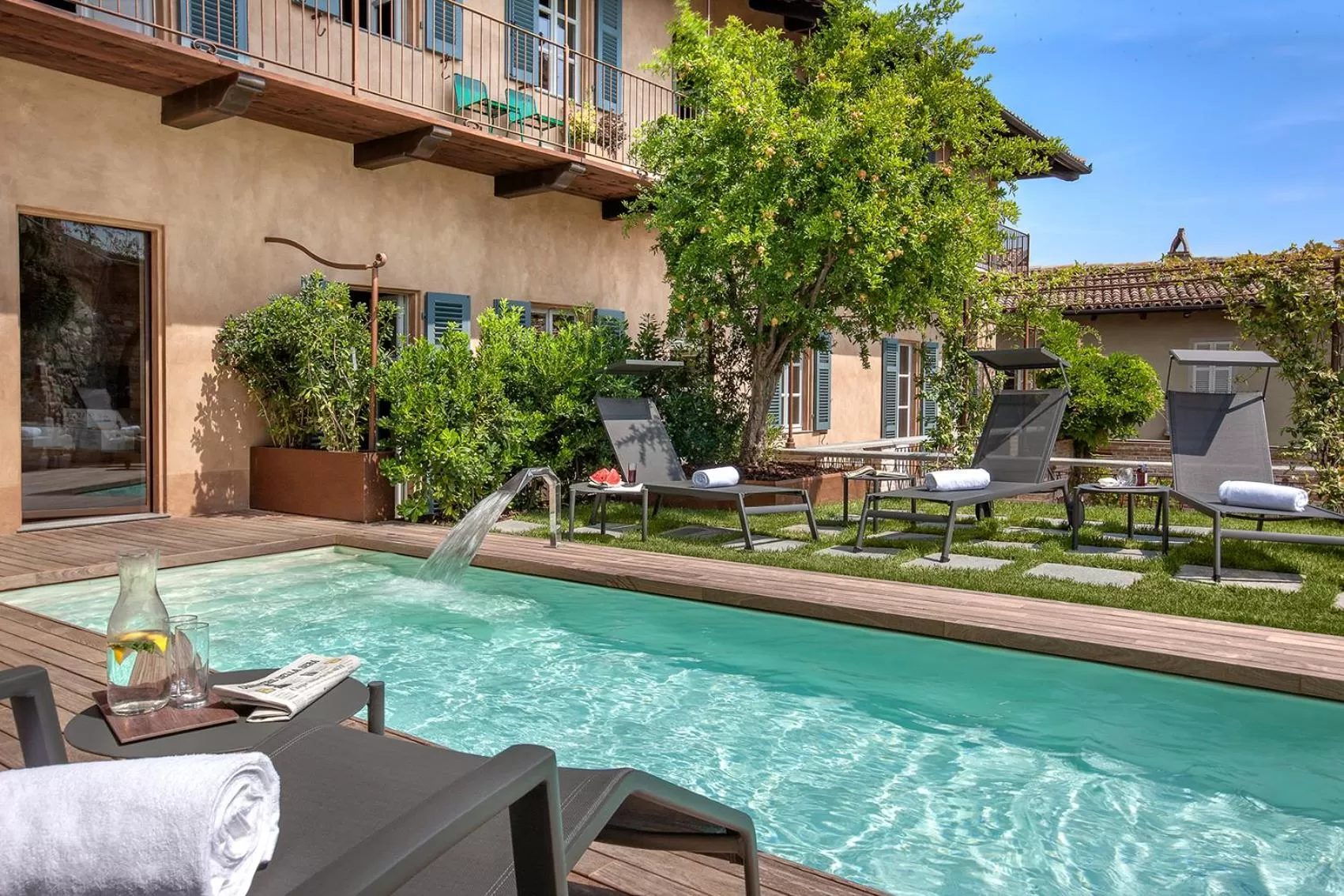 Swimming pool in Il Cortile di San Michele