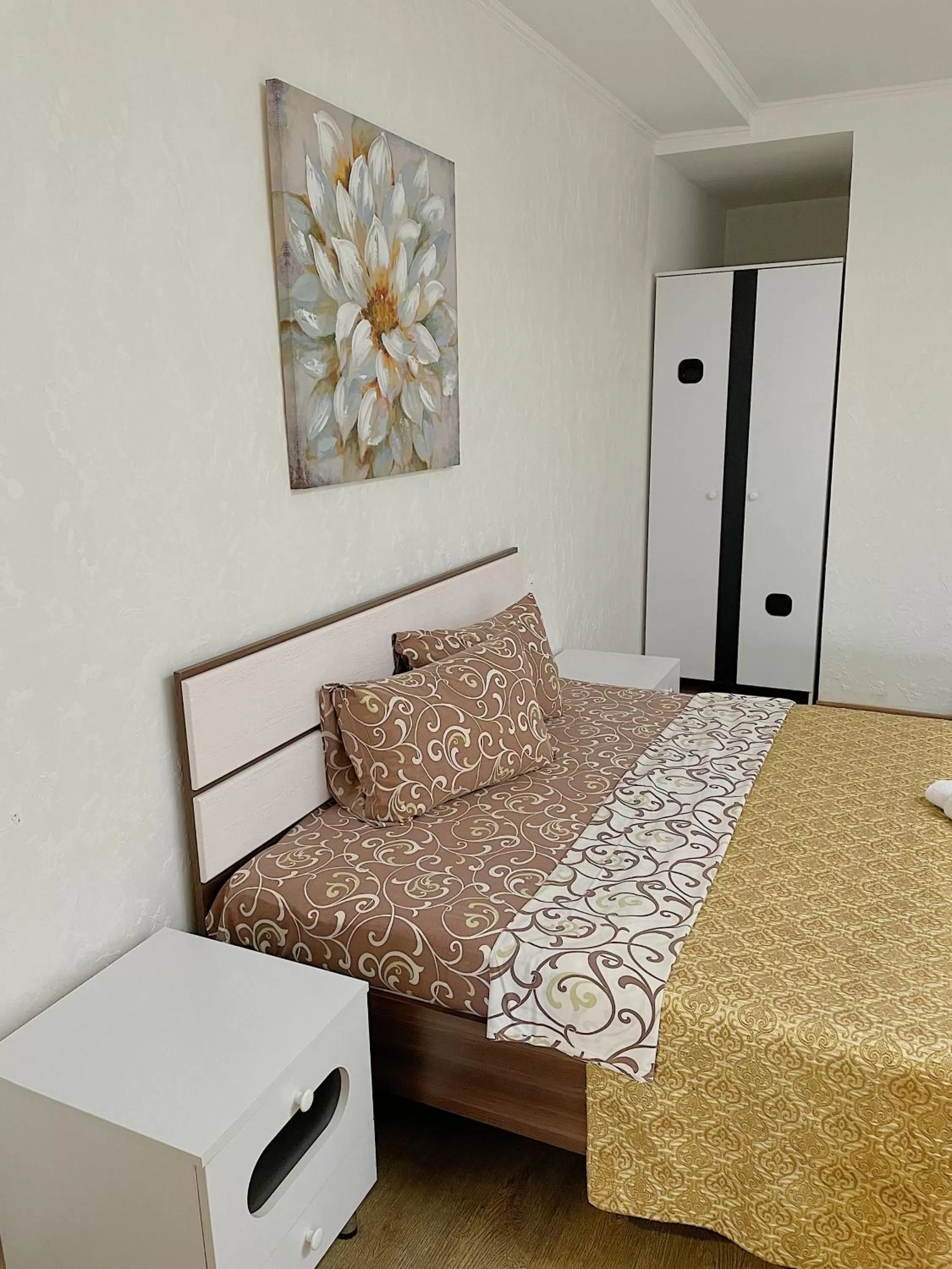 Bed in Hotel and Entertaiment Complex Vlada