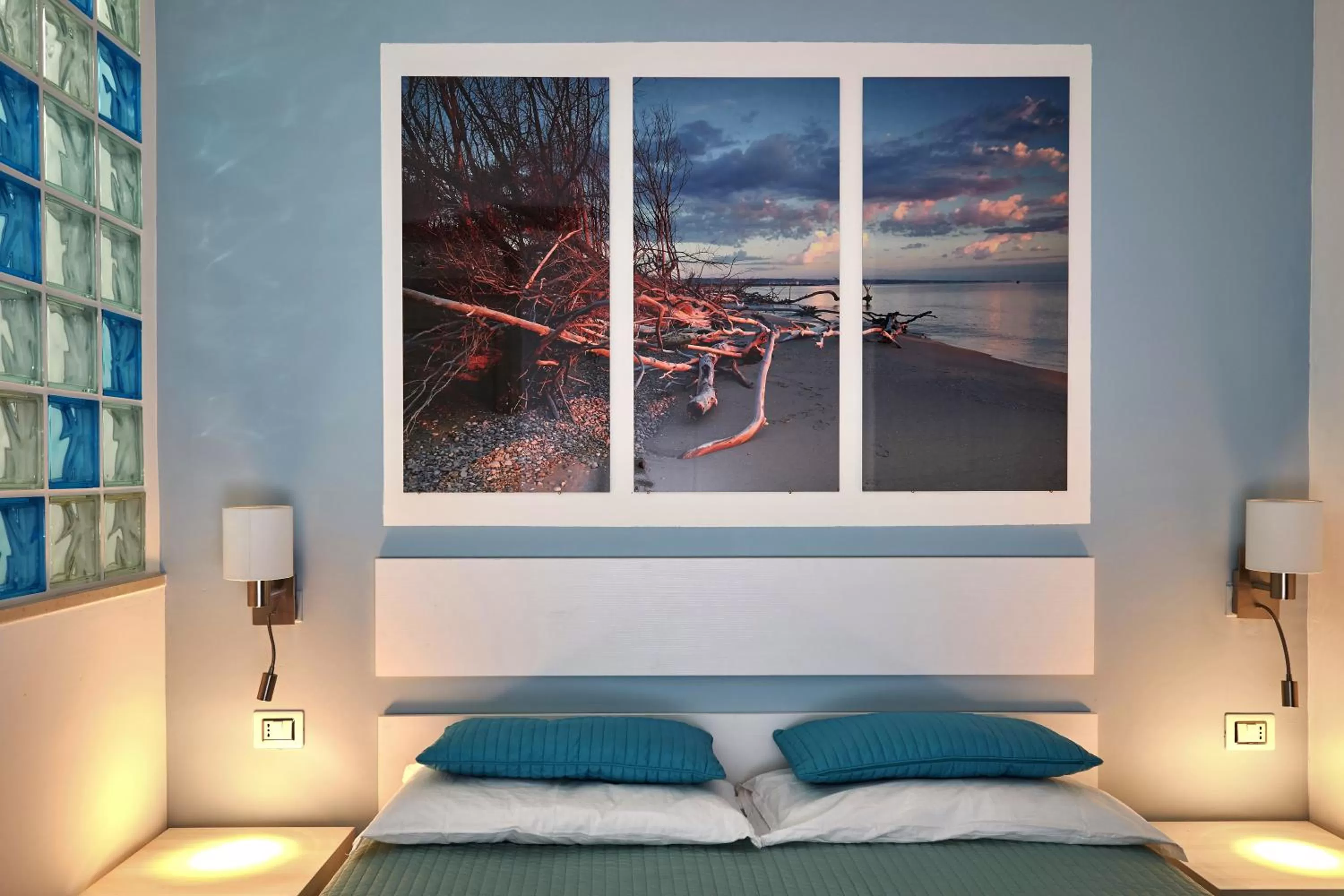 Decorative detail, Bed in Best Vasto