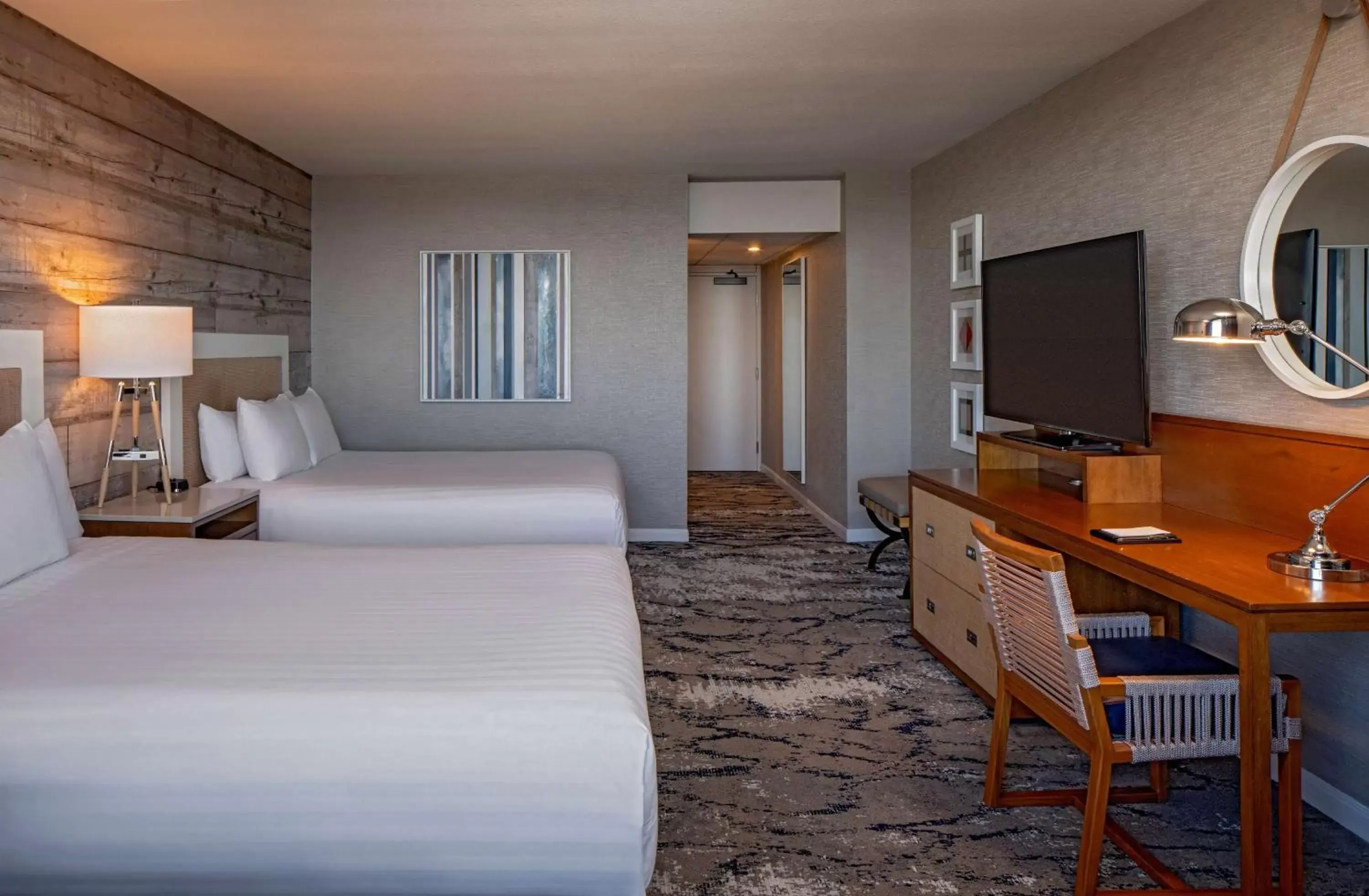 Queen Room with Two Queen Beds and Marina View in Hyatt Regency Mission Bay Spa and Marina Queen Room with Two Queen Beds and Marina View in Hyatt Regency Mission Bay Spa and Marina