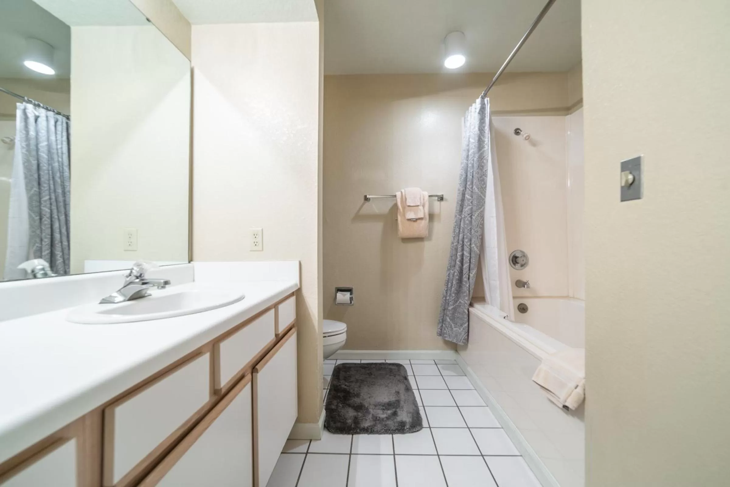 Bathroom in Pointe Royale Golf Resort