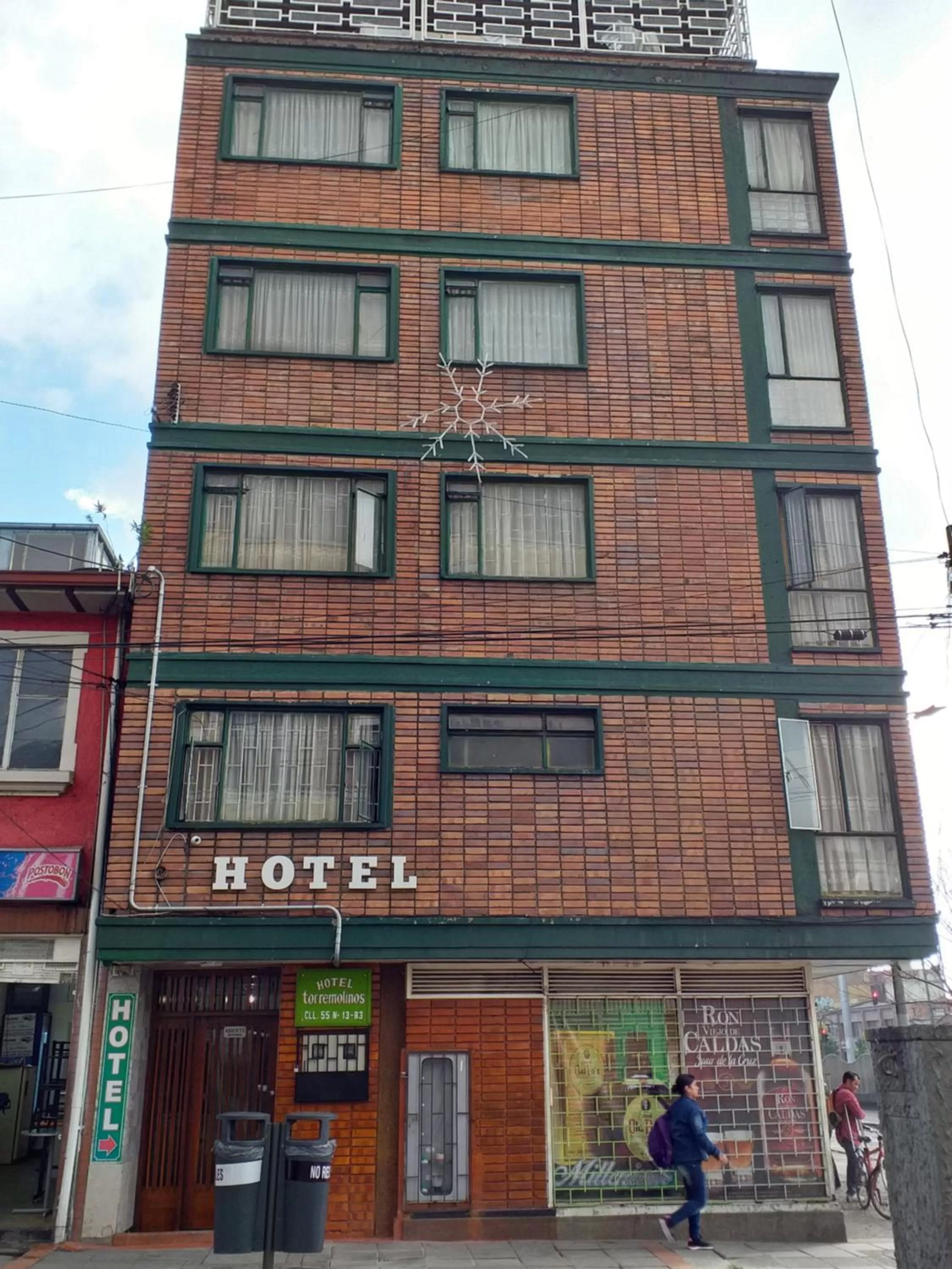 Facade/entrance in Hotel Plata
