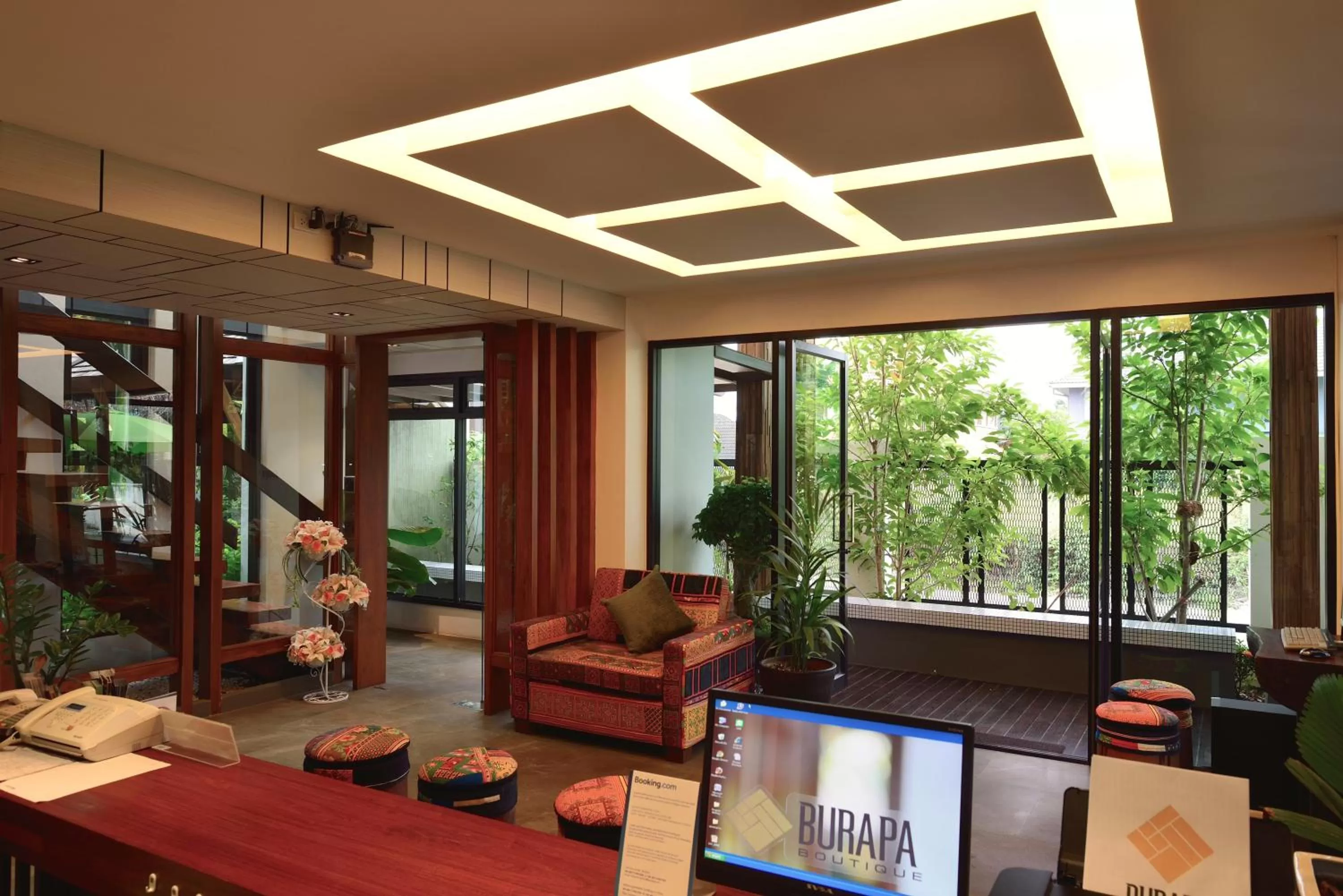 Lobby or reception in Burapa Boutique