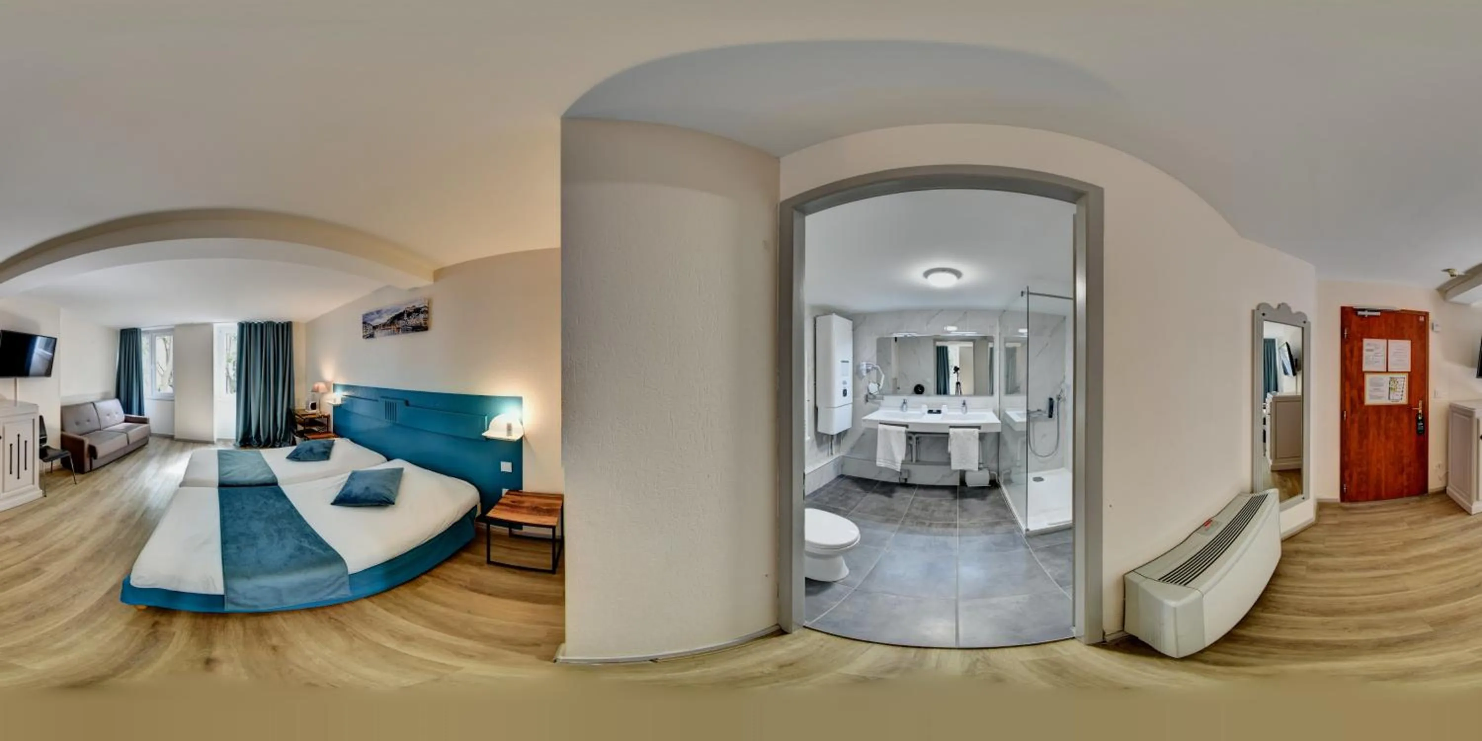 Shower, Bed in Hôtel du Parc