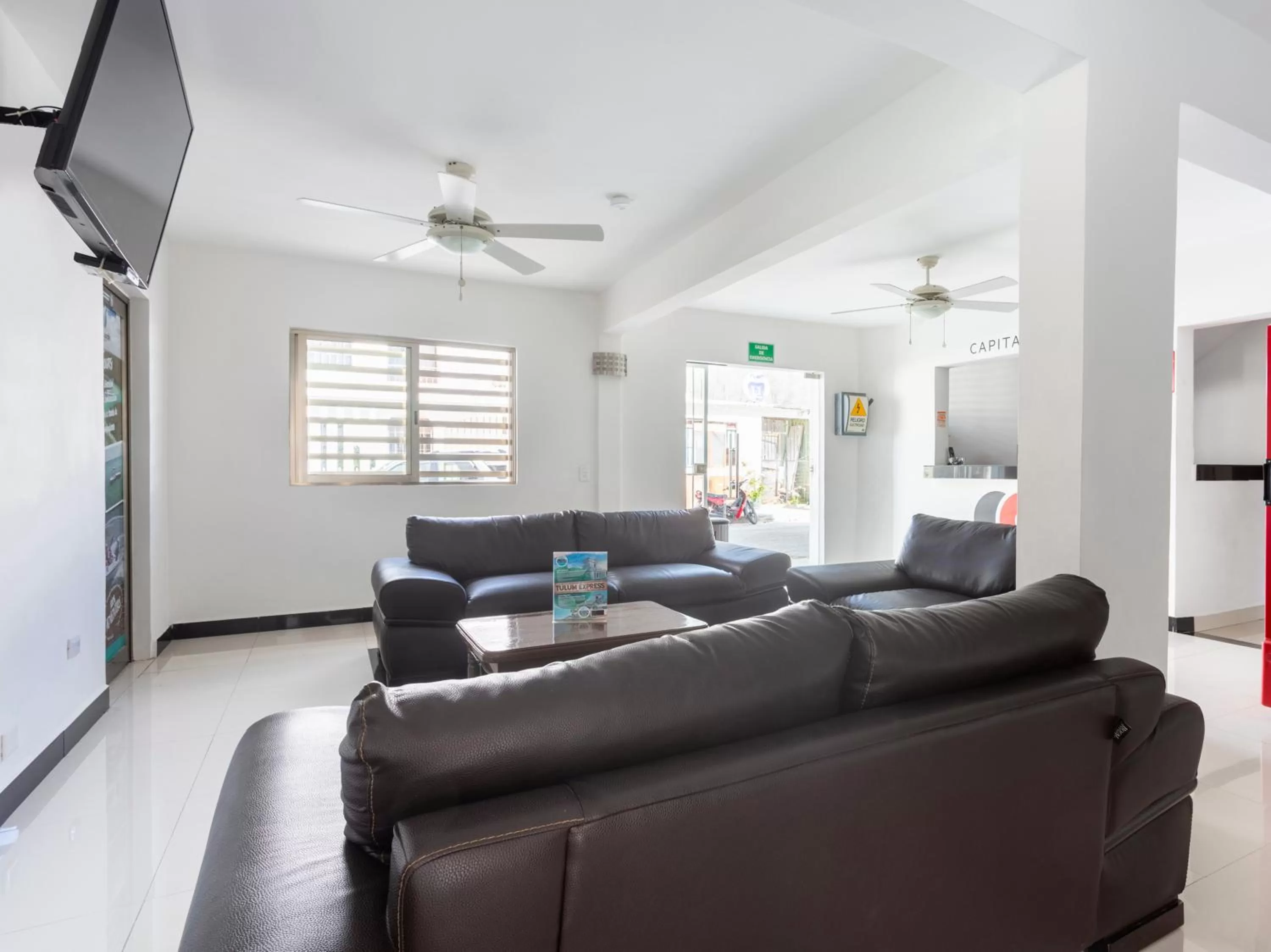 Lobby or reception in Hotel Jardín Cancún