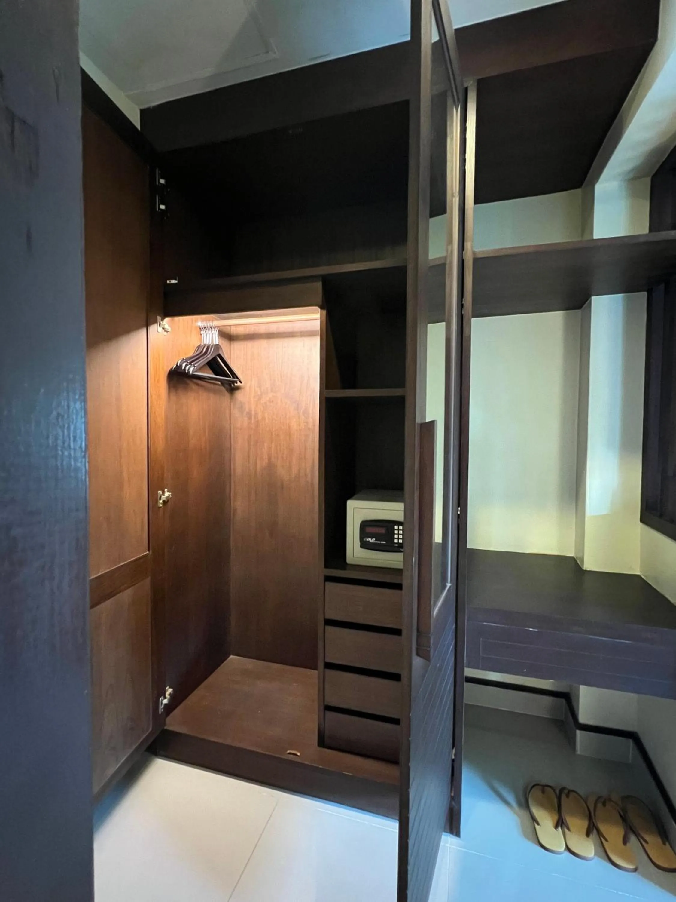 Bedroom, Bed in LANTA PURA beach resort-SHA extra plus