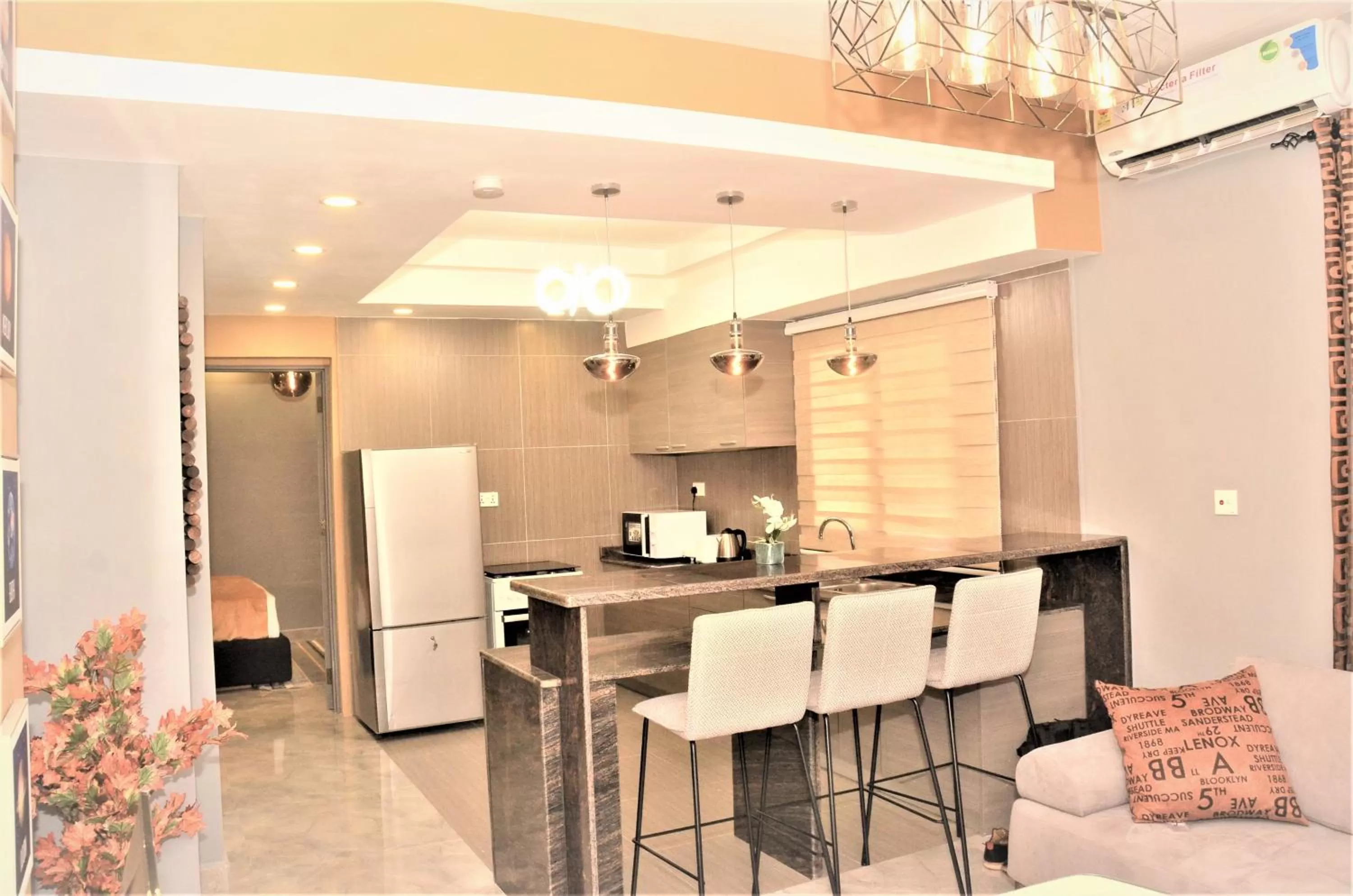 Kitchen or kitchenette, Kitchen/Kitchenette in Montecito Apartments