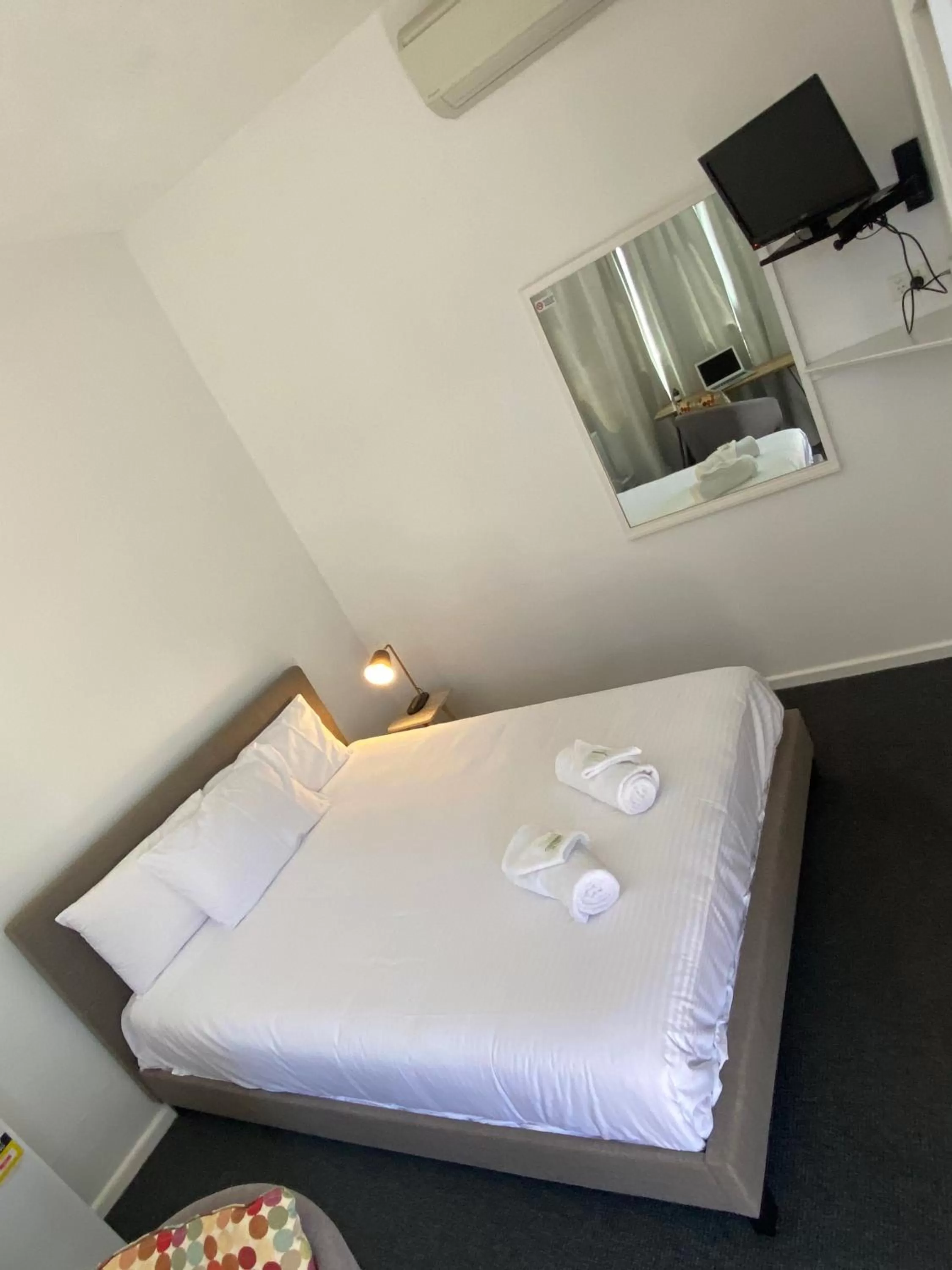 Bed in Central Motel Mudgee