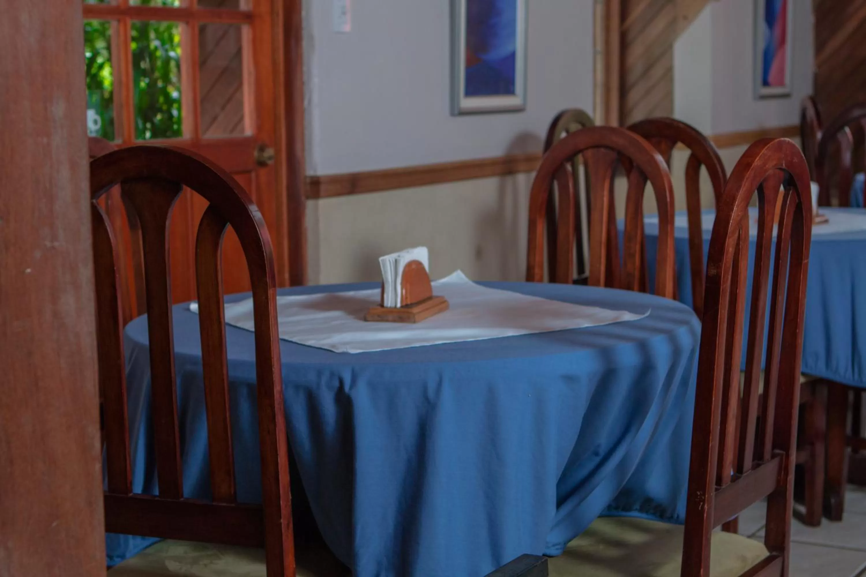 Restaurant/places to eat in Hotel Villa Zurqui