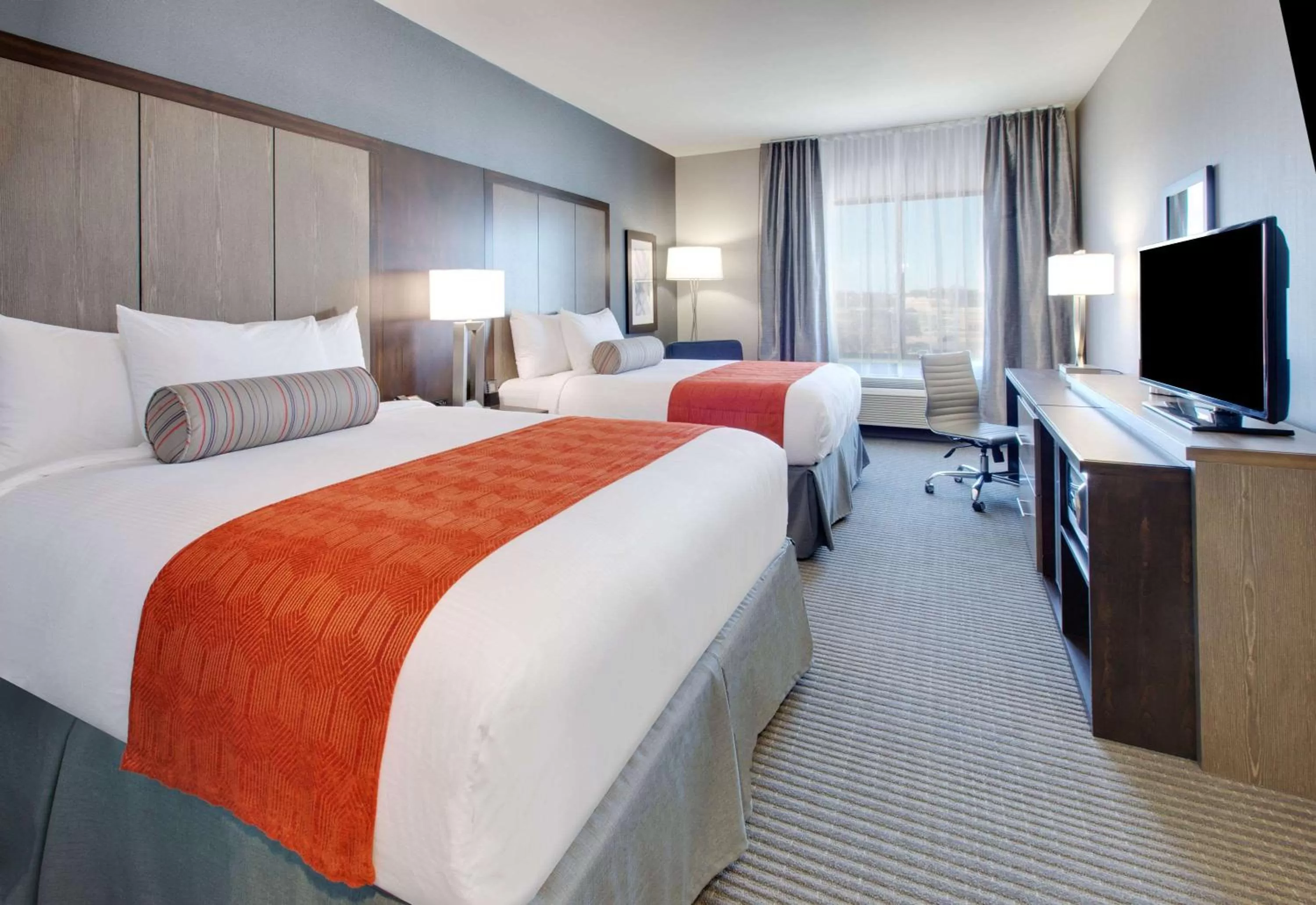 Photo of the whole room, Bed in Wingate by Wyndham San Angelo