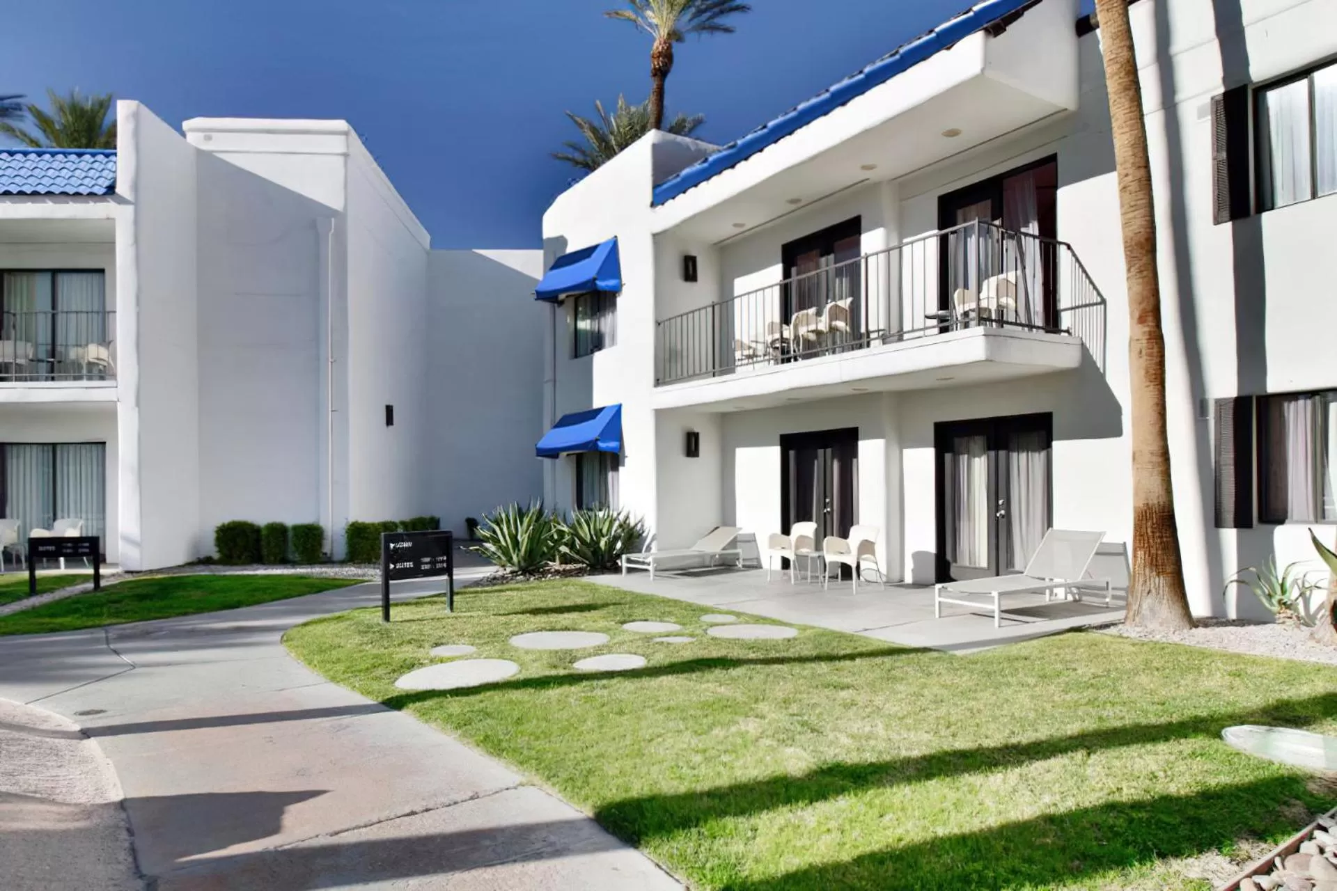 Property building in Serene Vegas Boutique Hotel Las Vegas