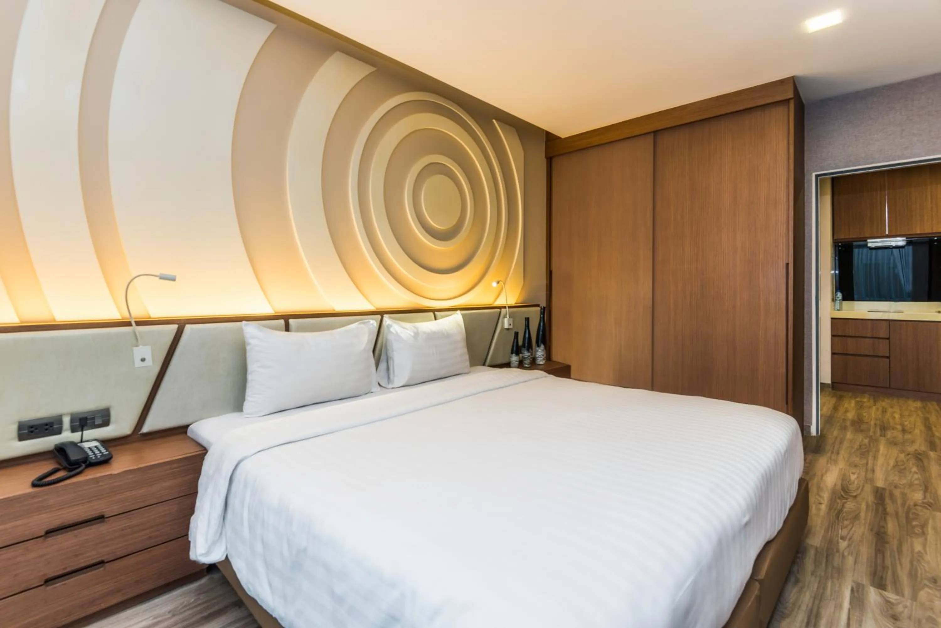 Bedroom, Bed in Olive Hotel Bangkok 64