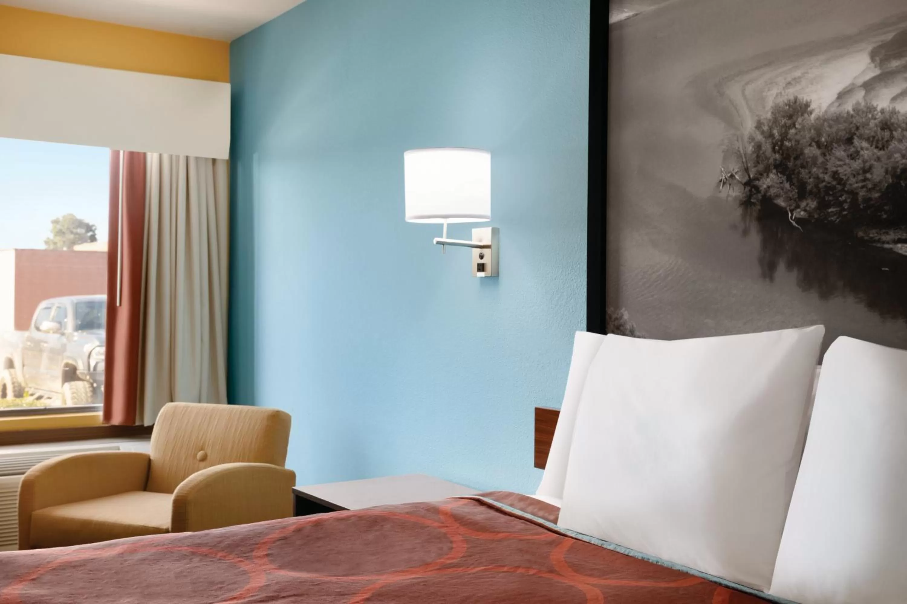 Bedroom in Super 8 by Wyndham Olive Branch