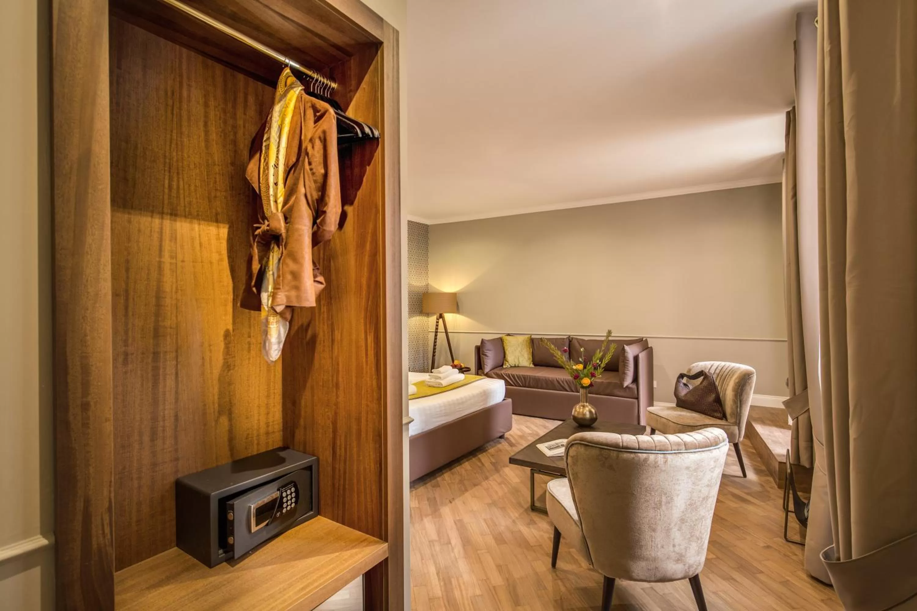 Bedroom, Bed in Charme Spagna Boutique Hotel