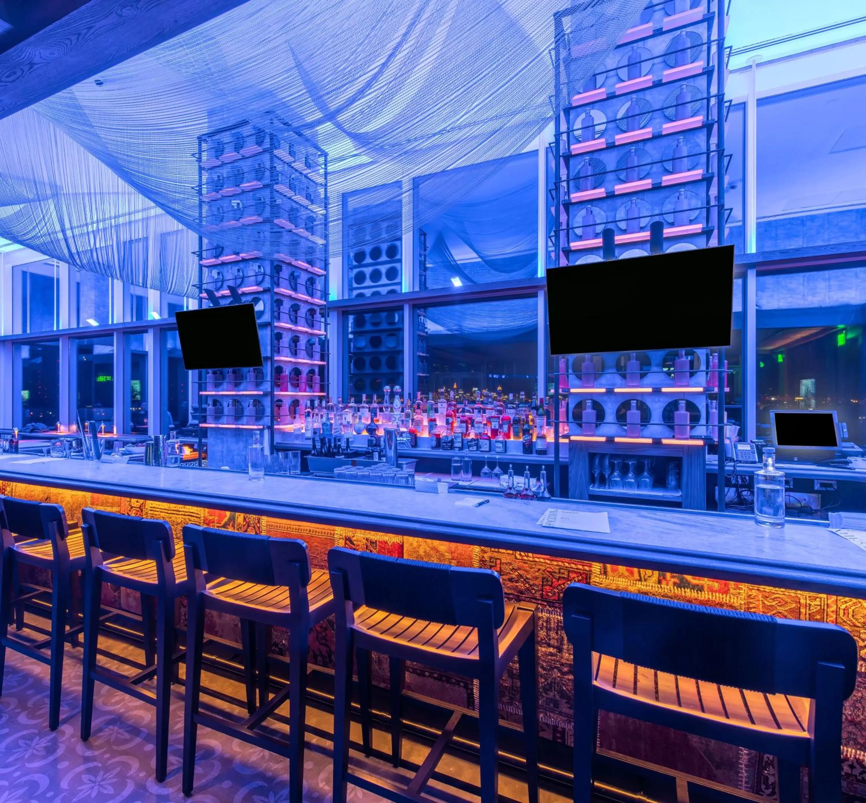 Lounge or bar in Hyatt Centric Buckhead Atlanta