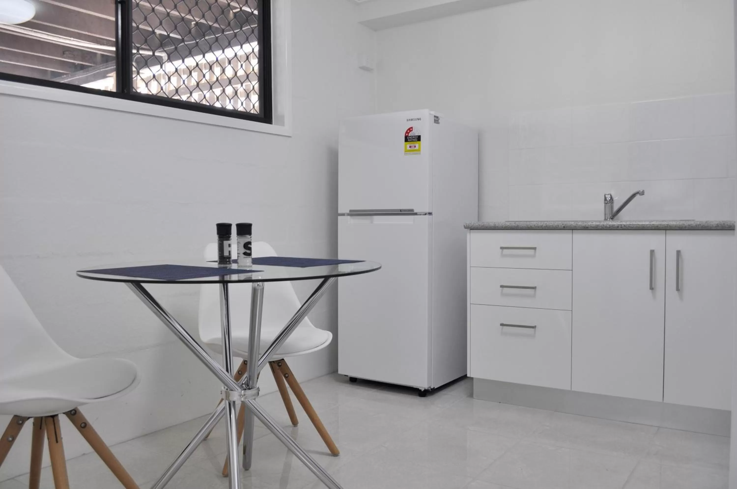 Dining area in Alexandra Park Motor Inn