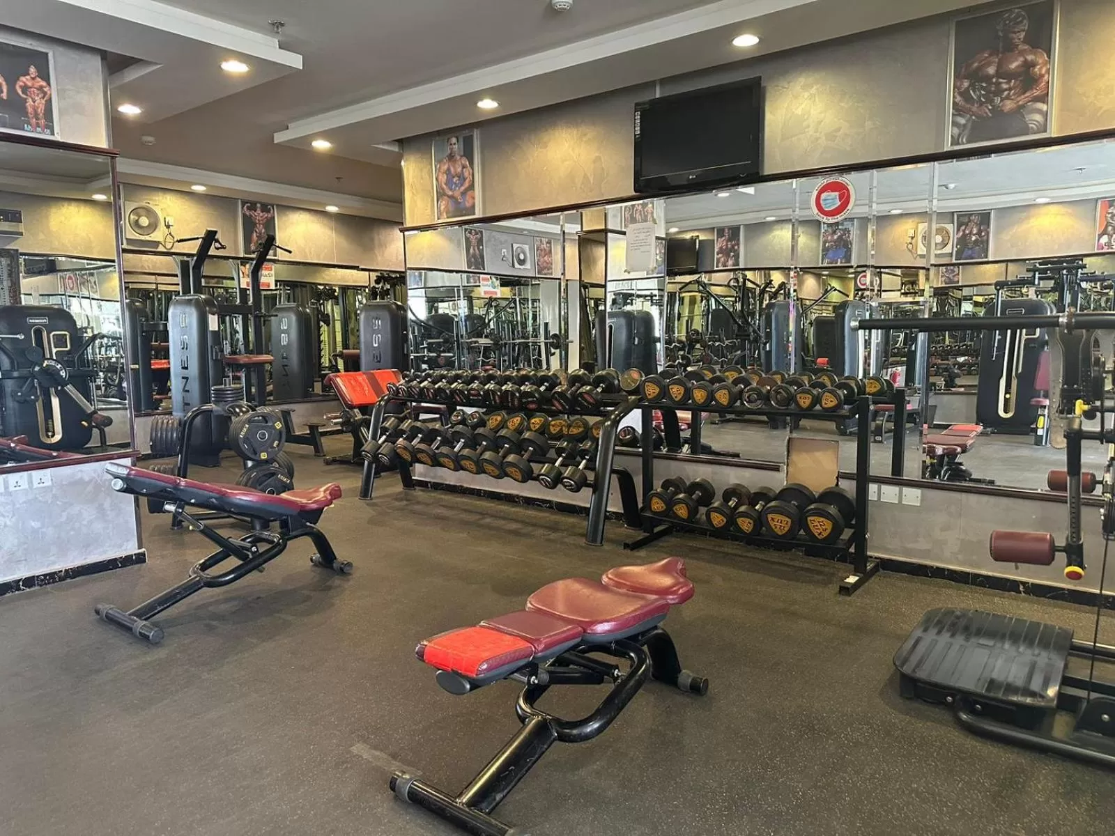 Fitness centre/facilities in Makarim Palm Hotel