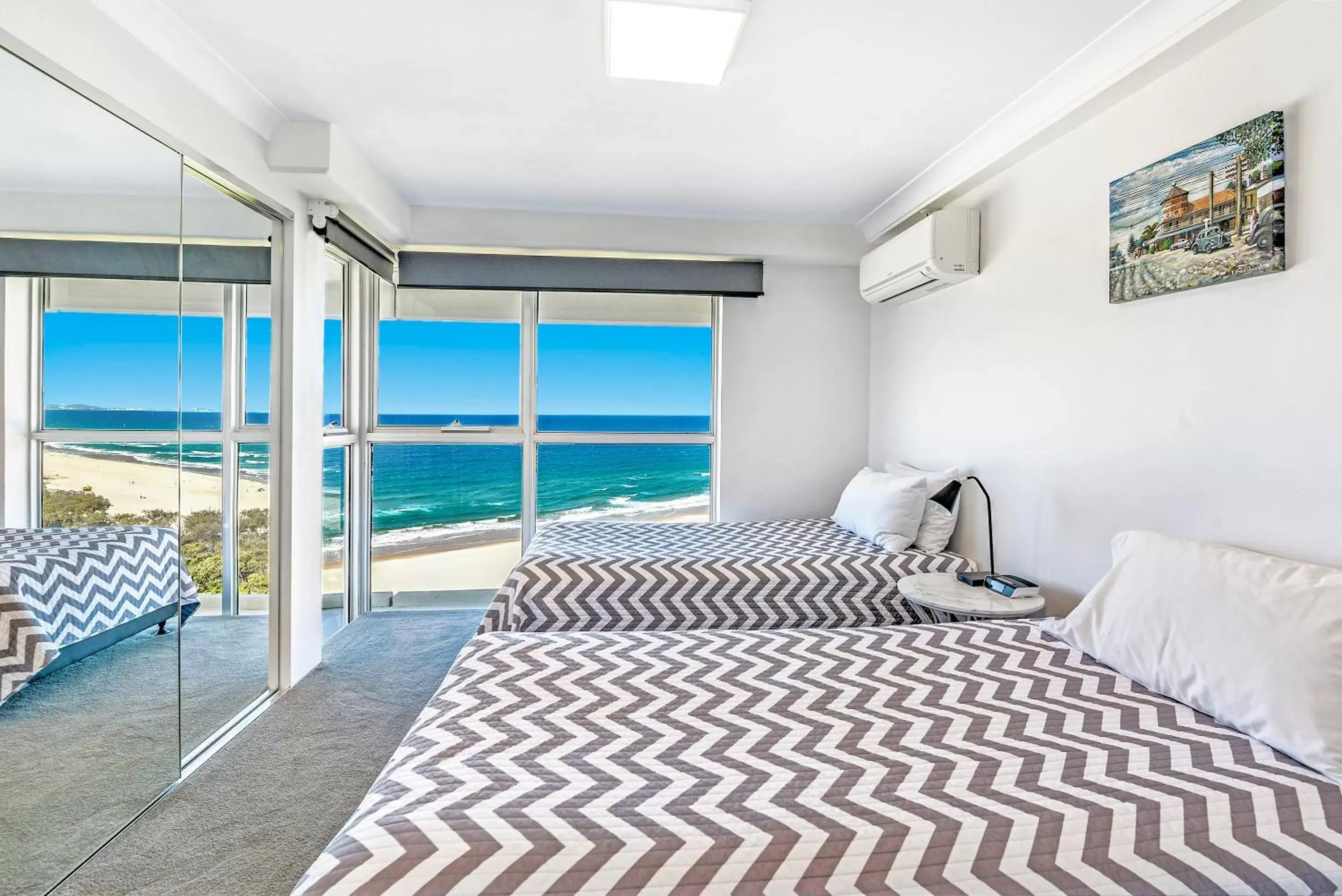 Superior Two-Bedroom Apartment with Ocean View in Talisman Beachside Broadbeach Superior Two-Bedroom Apartment with Ocean View in Talisman Beachside Broadbeach
