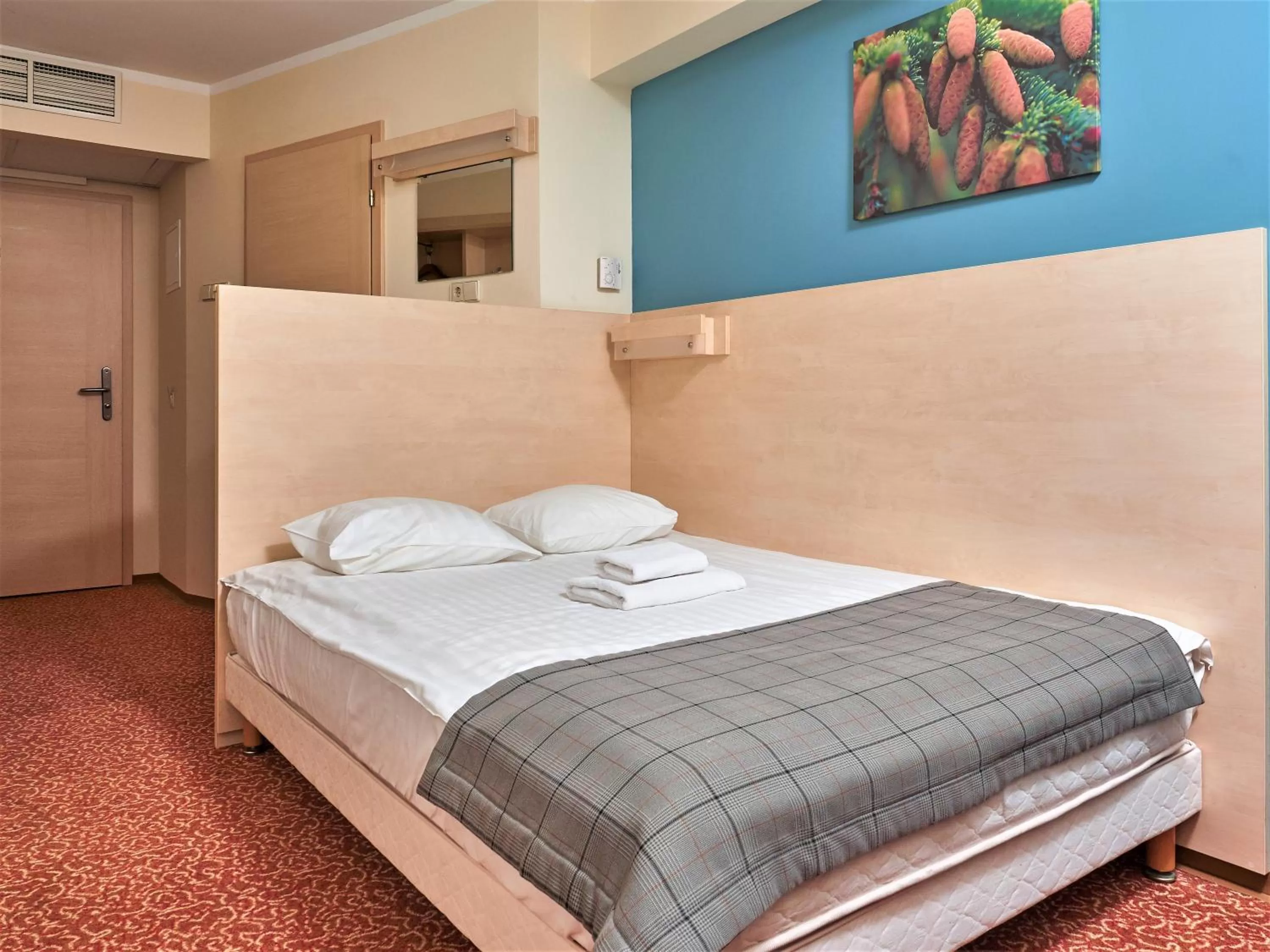 Shower, Bed in Rija Bauska Hotel
