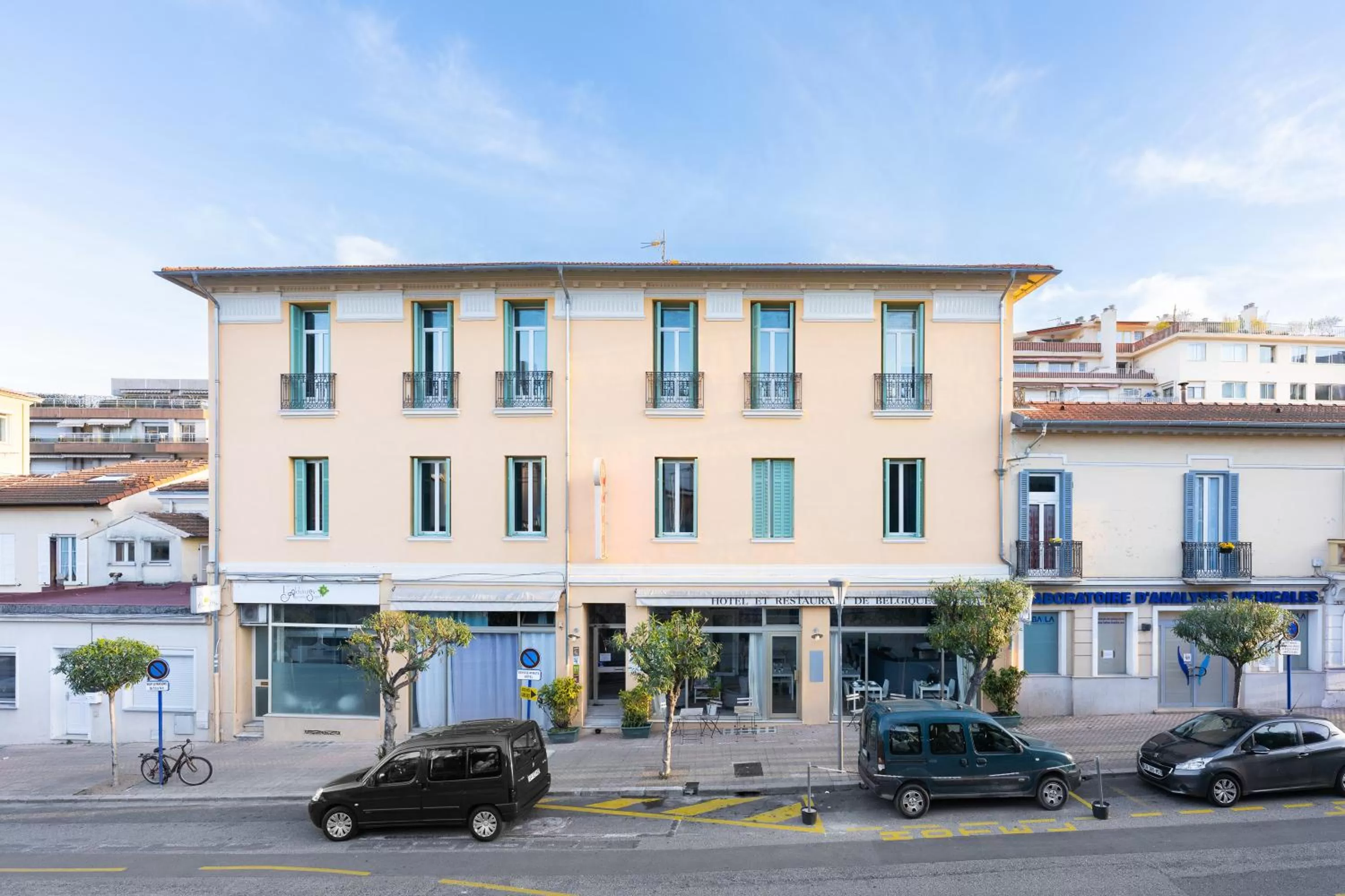 Property building in Hotel De Belgique à Menton