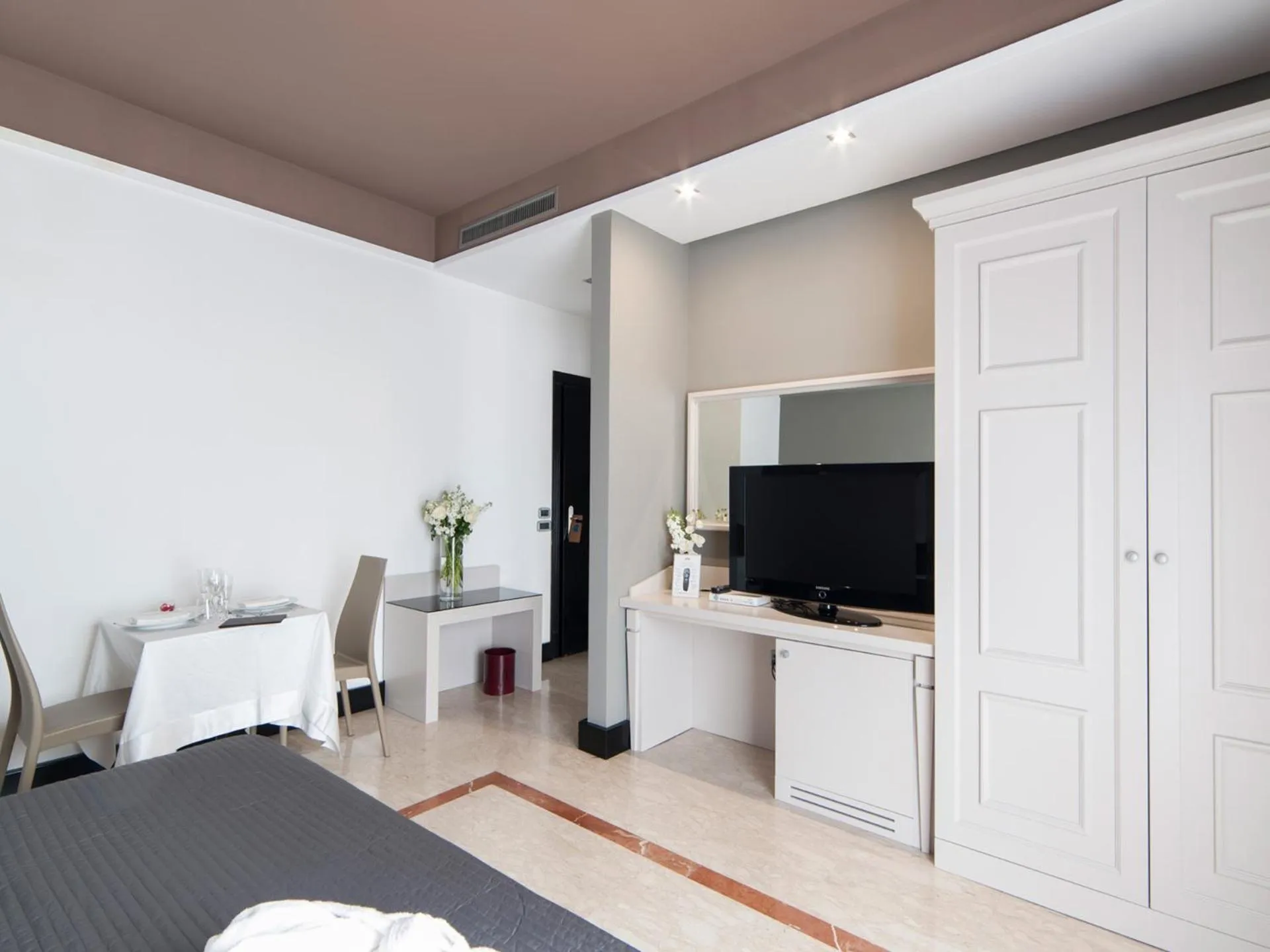 Photo of the whole room, Bed in Hotel Giulia Ocean Club