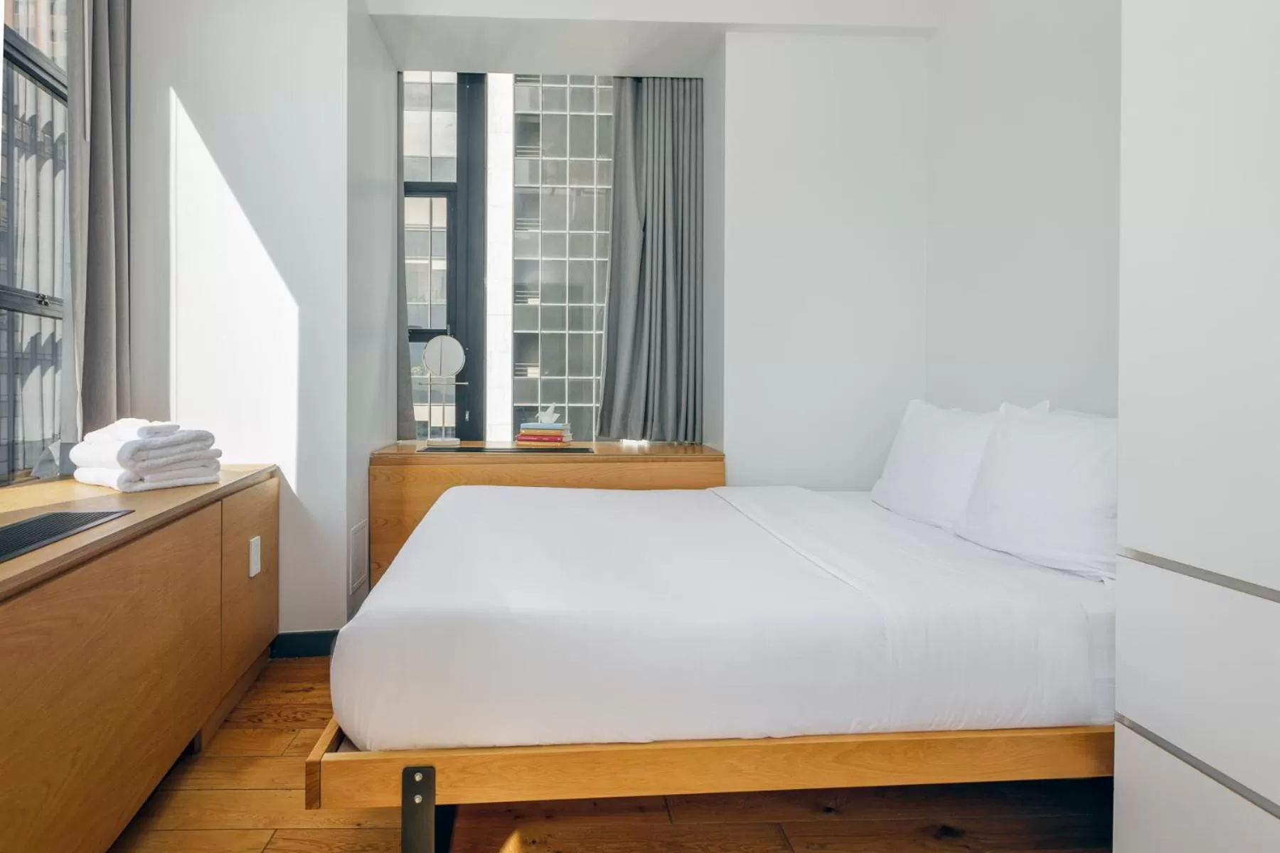 Bed in Placemakr Wall Street