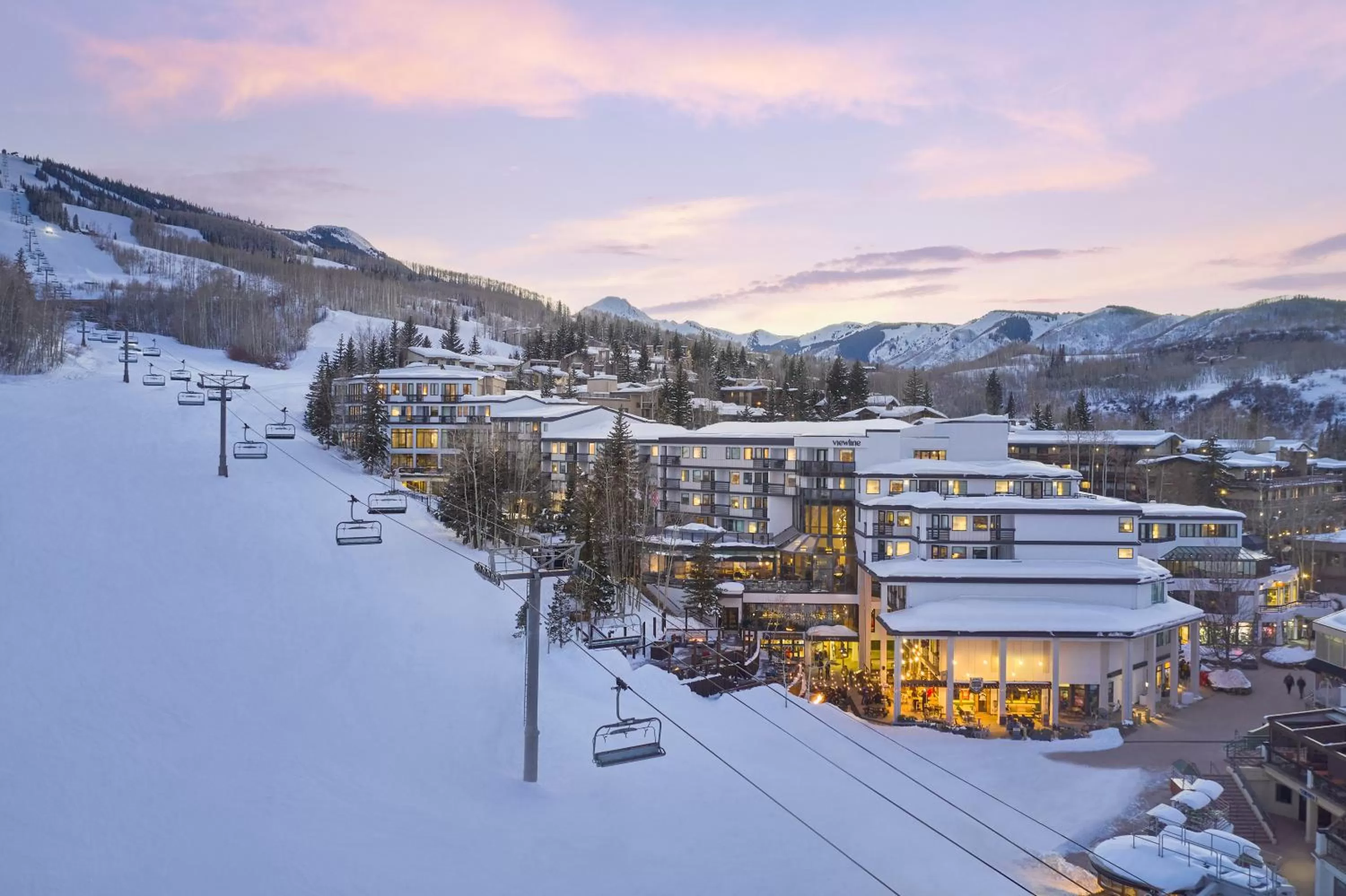 Property building in Viewline Resort Snowmass, Autograph Collection