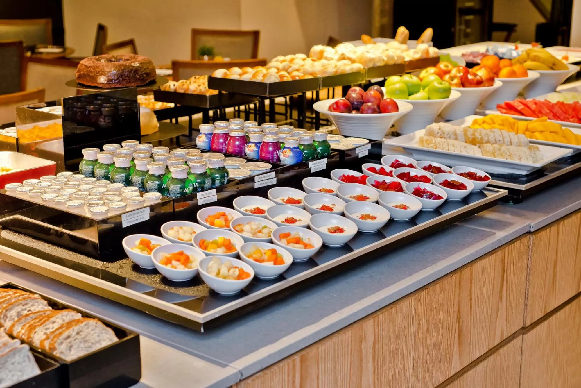 Buffet breakfast in Meliá Paulista