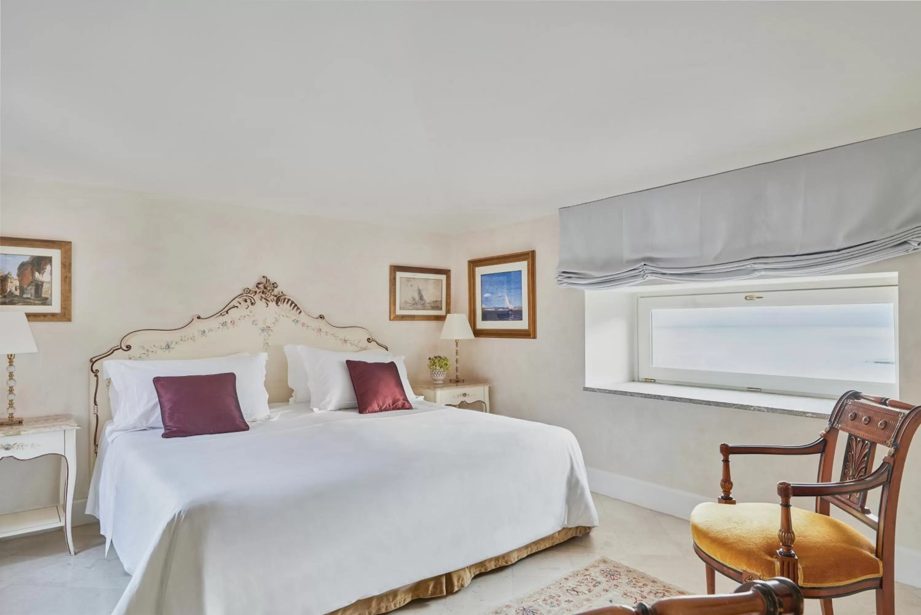 Bedroom, Bed in Grand Hotel Timeo, A Belmond Hotel, Taormina