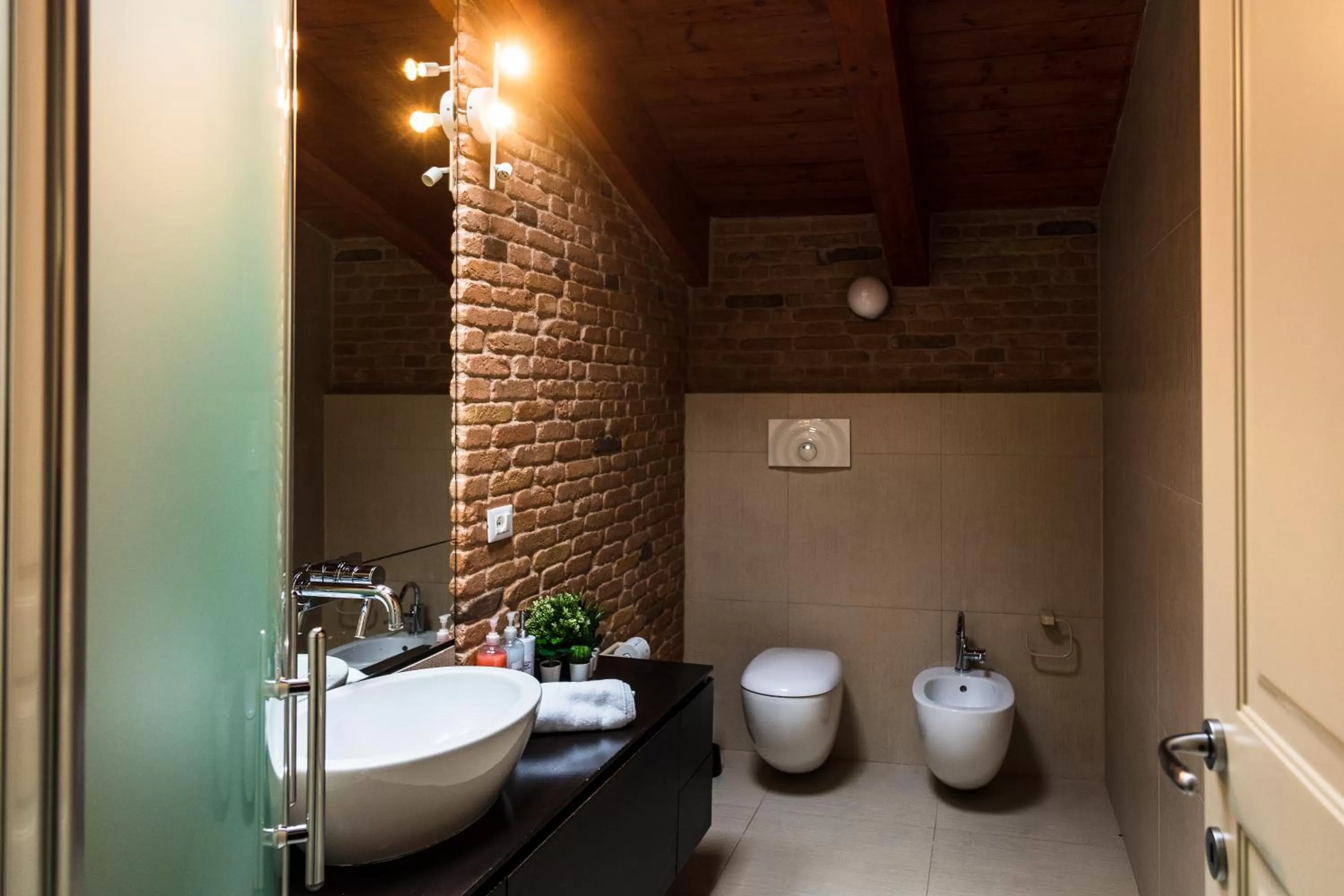 Shower, Bathroom in Borgo Antico B&b