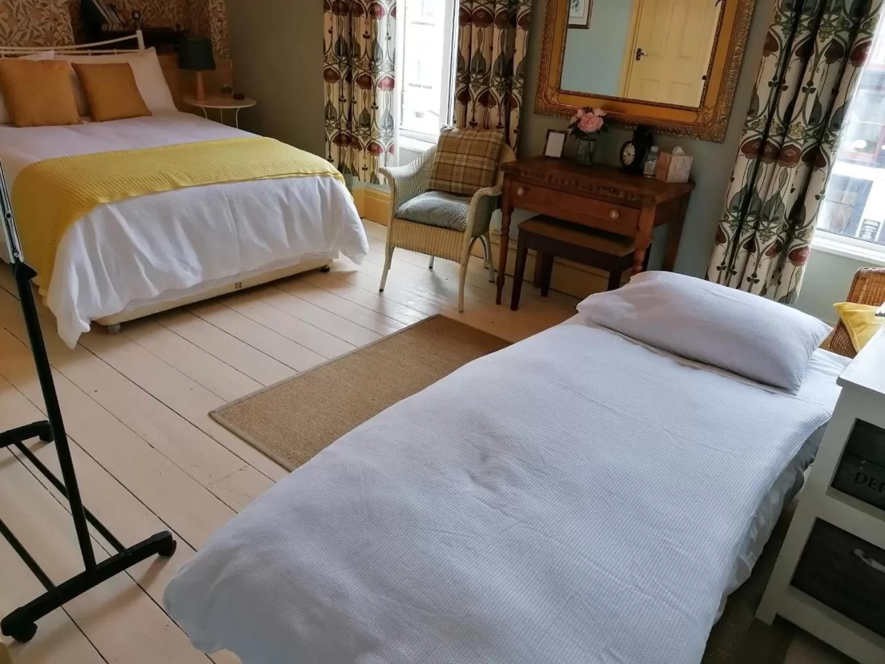 Bedroom, Bed in No. 30