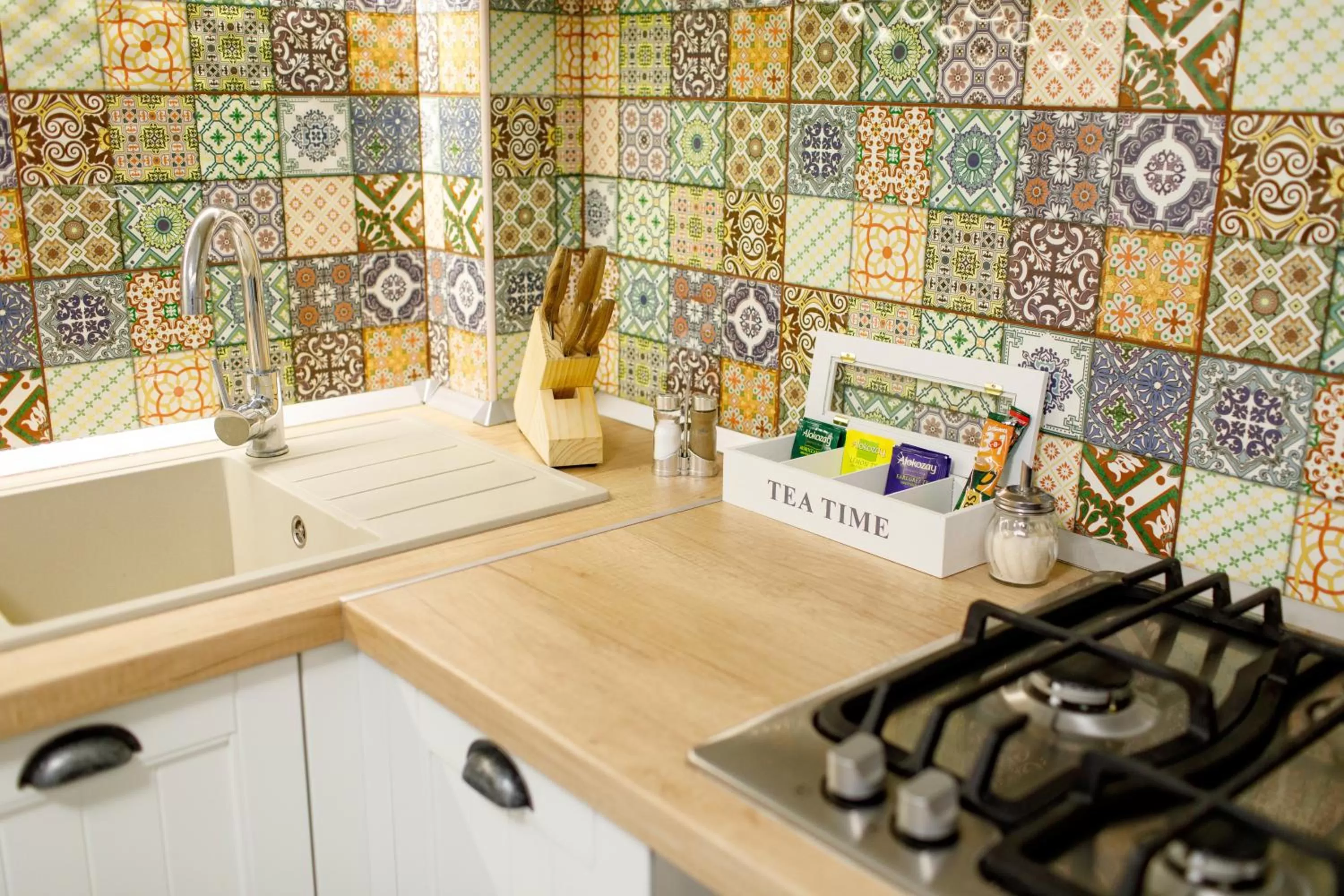 Coffee/tea facilities in Apart-Hotel LAVINA з ДЖАКУЗІ