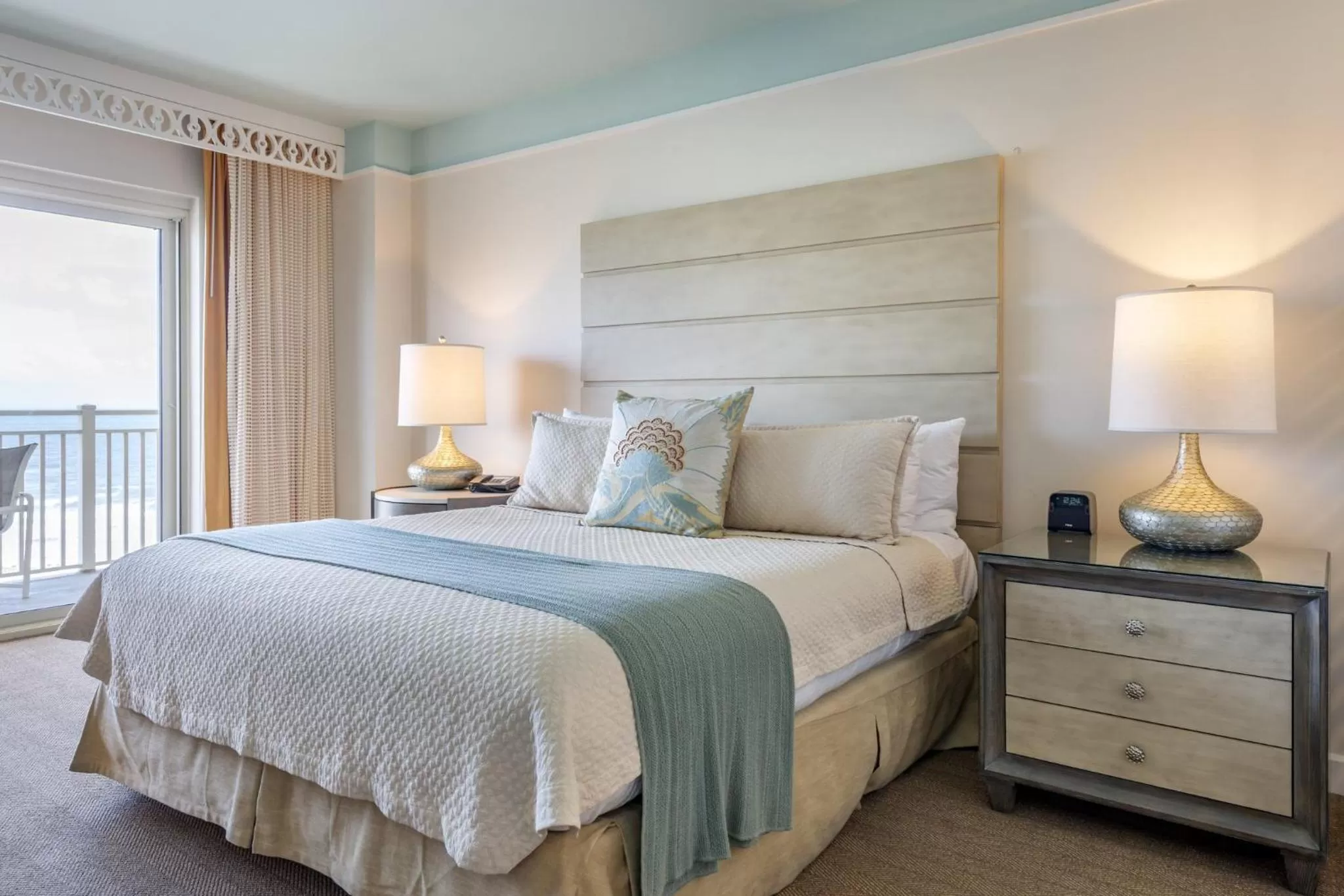 Photo of the whole room, Bed in Omni Amelia Island Resort & Spa