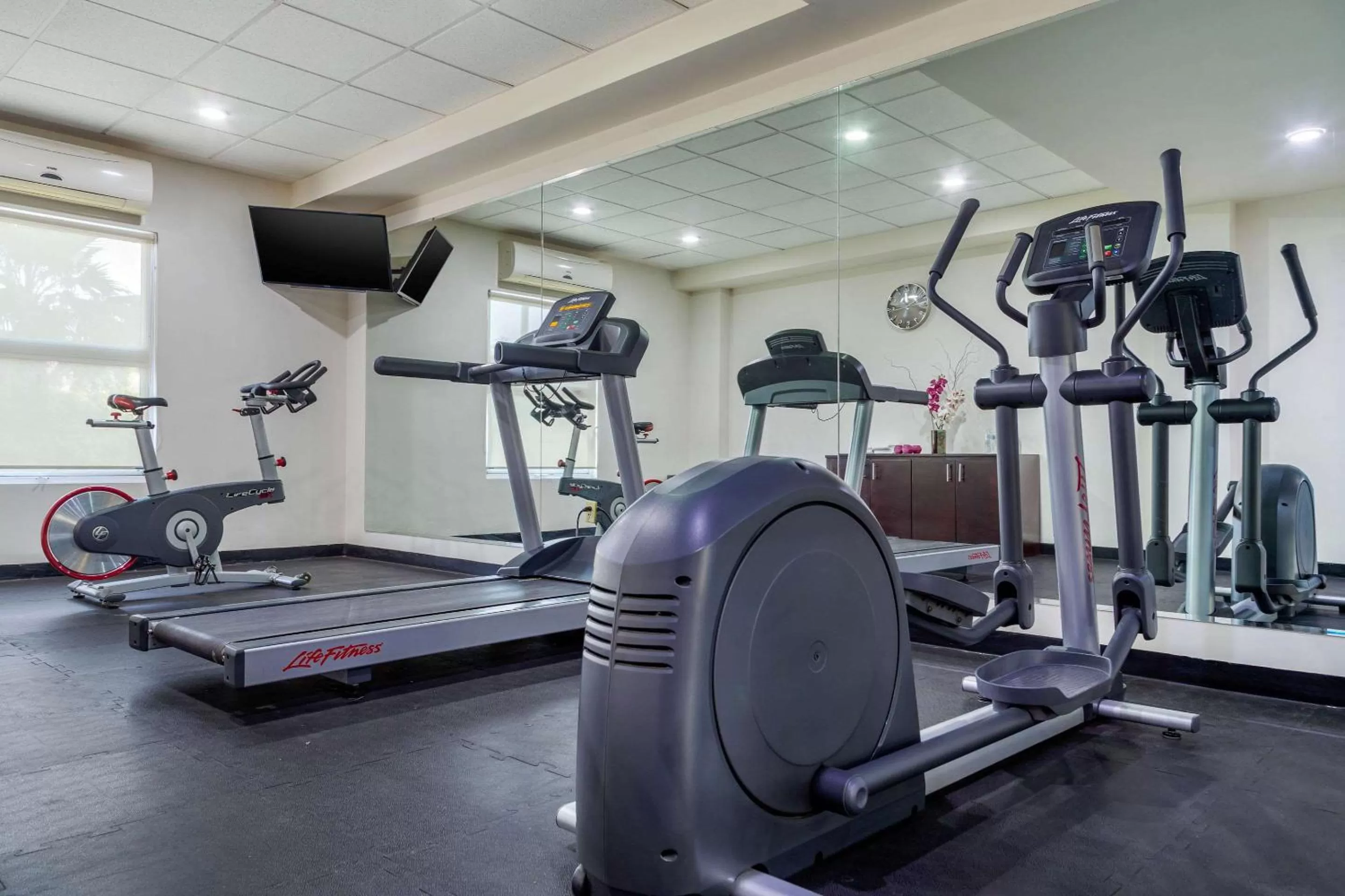 Fitness centre/facilities in Greenwood Hotel Torreón