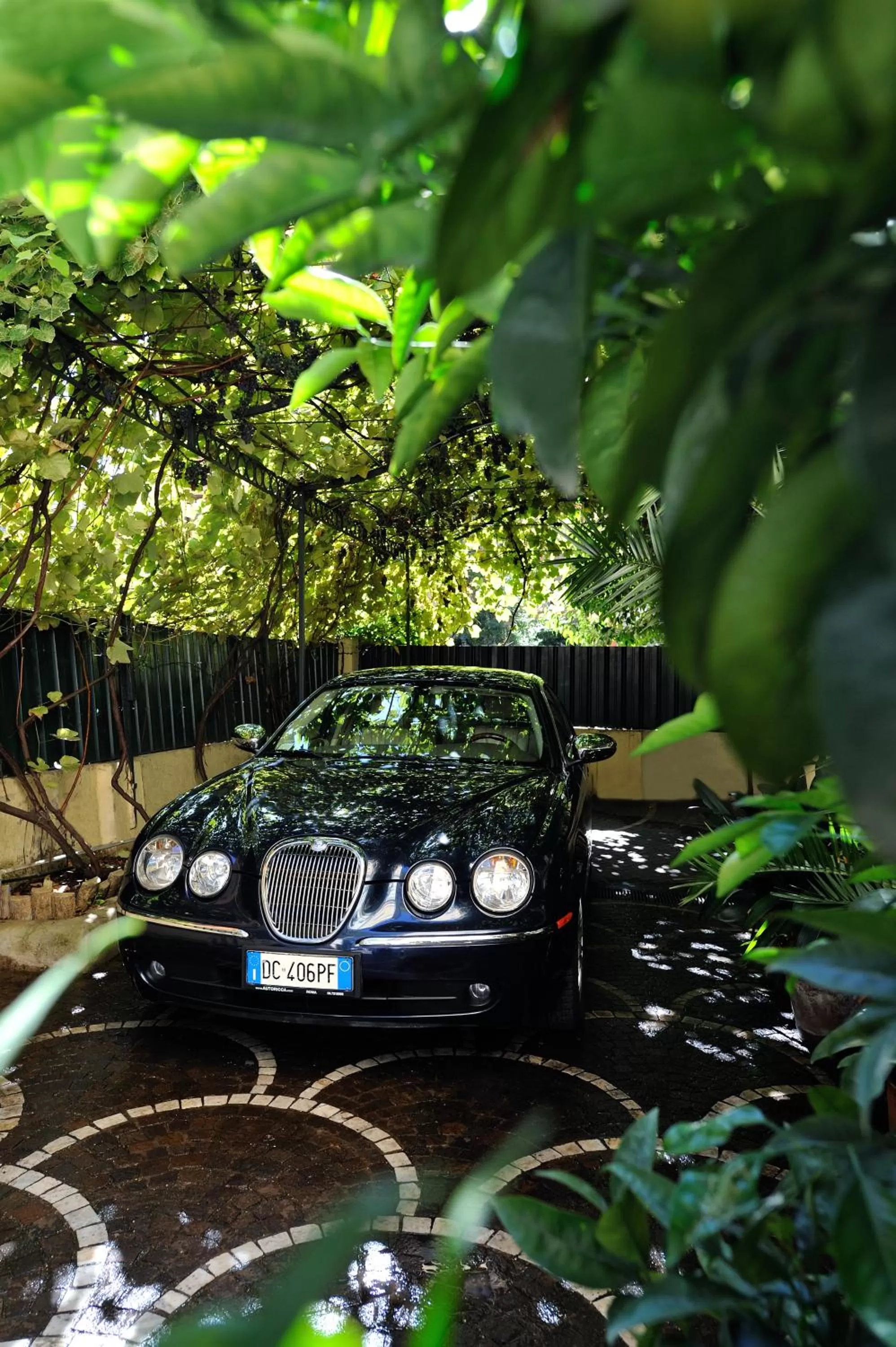 Facade/entrance in Hotel Farnese
