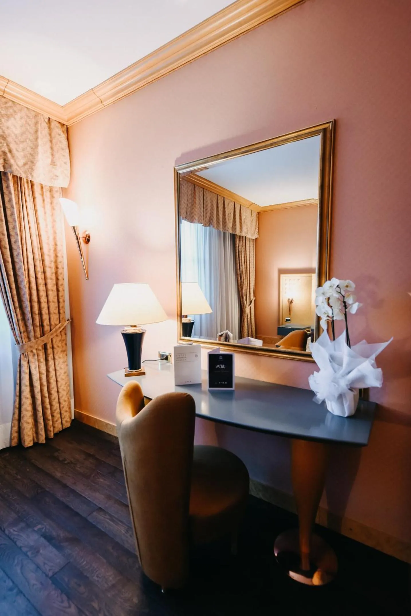 Seating area in SHG Hotel Antonella