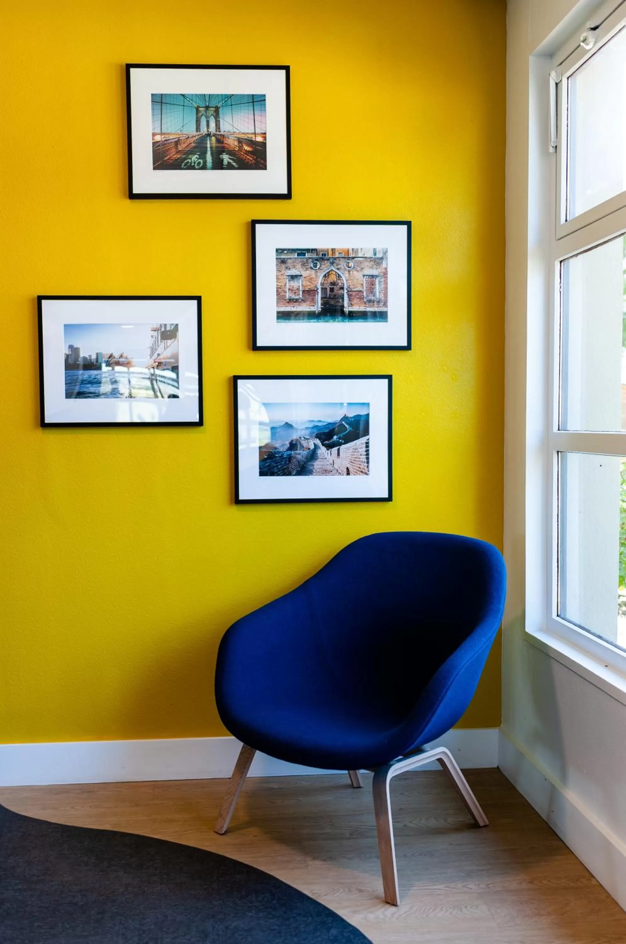 Living room in Campanile Beaune