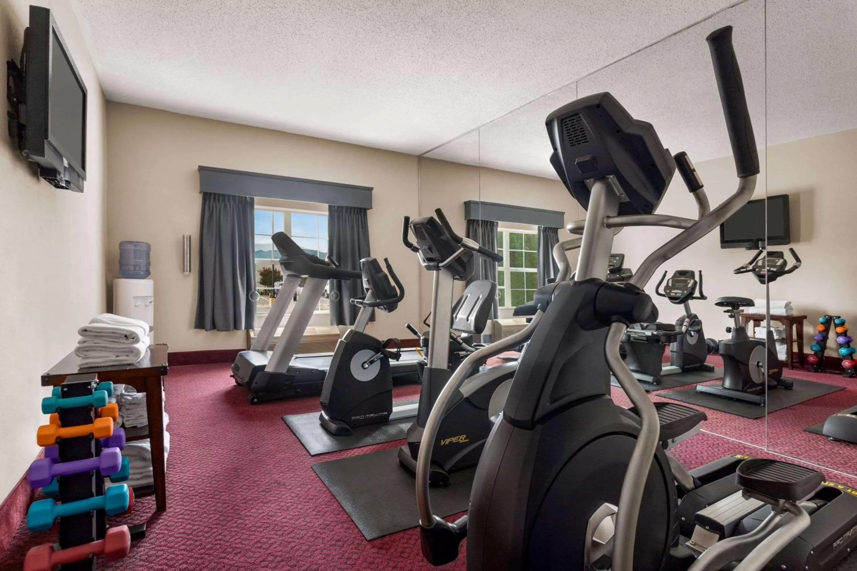 Fitness centre/facilities in Ramada by Wyndham Pigeon Forge North