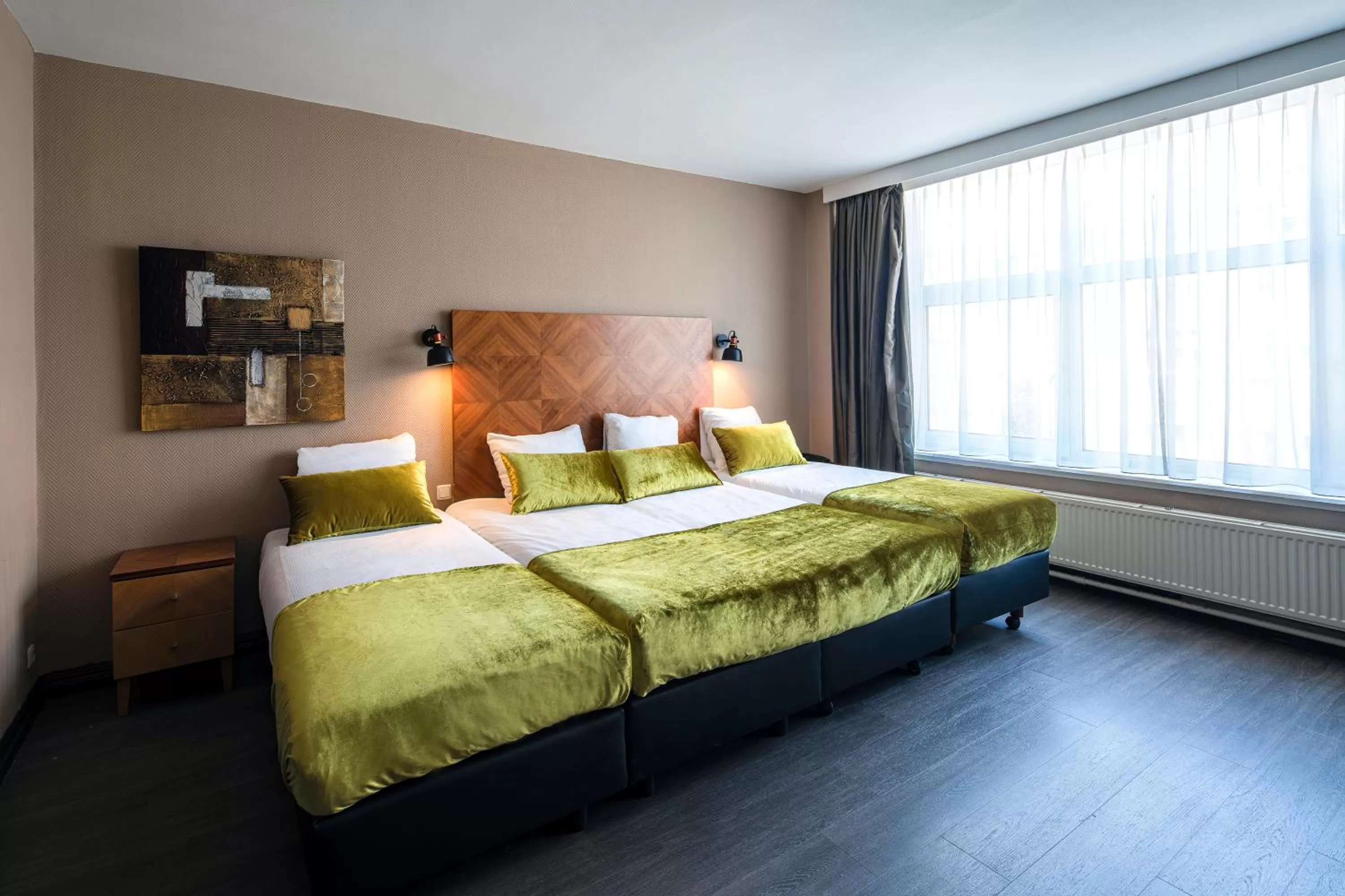 Other, Bed in The Alfred Hotel