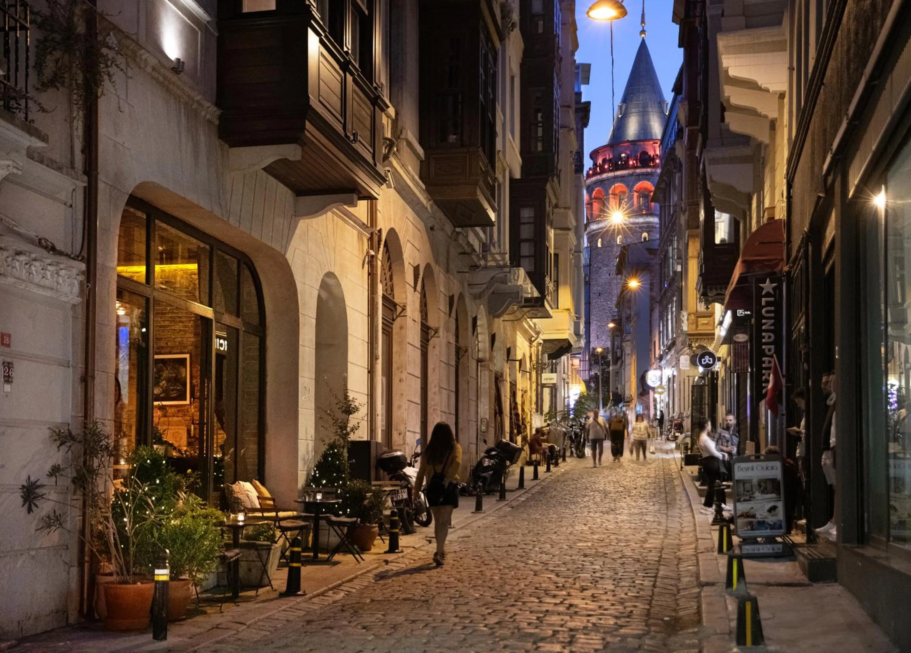 Neighbourhood in Georges Hotel Galata