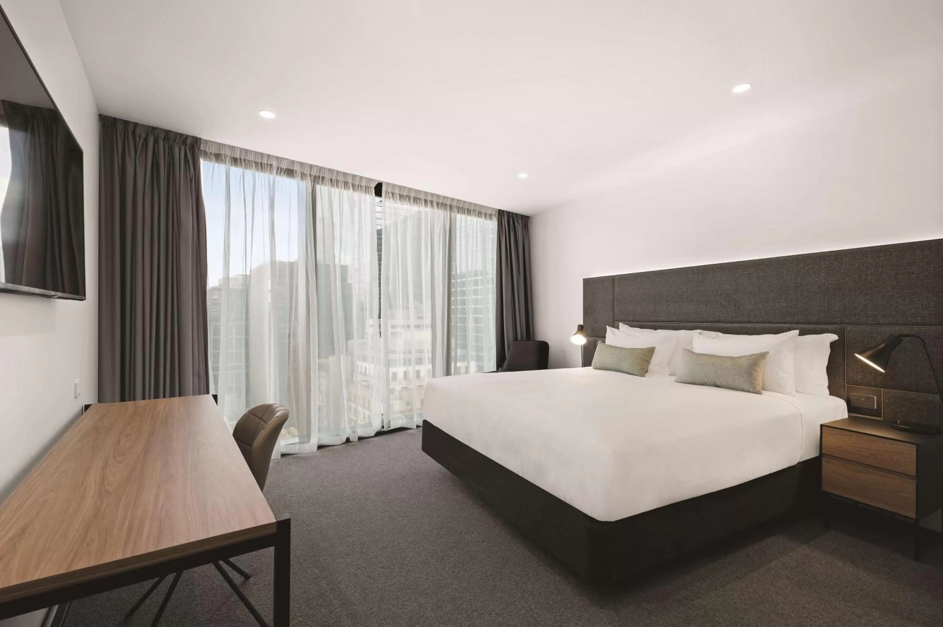 Bedroom, Bed in Vibe Hotel Melbourne