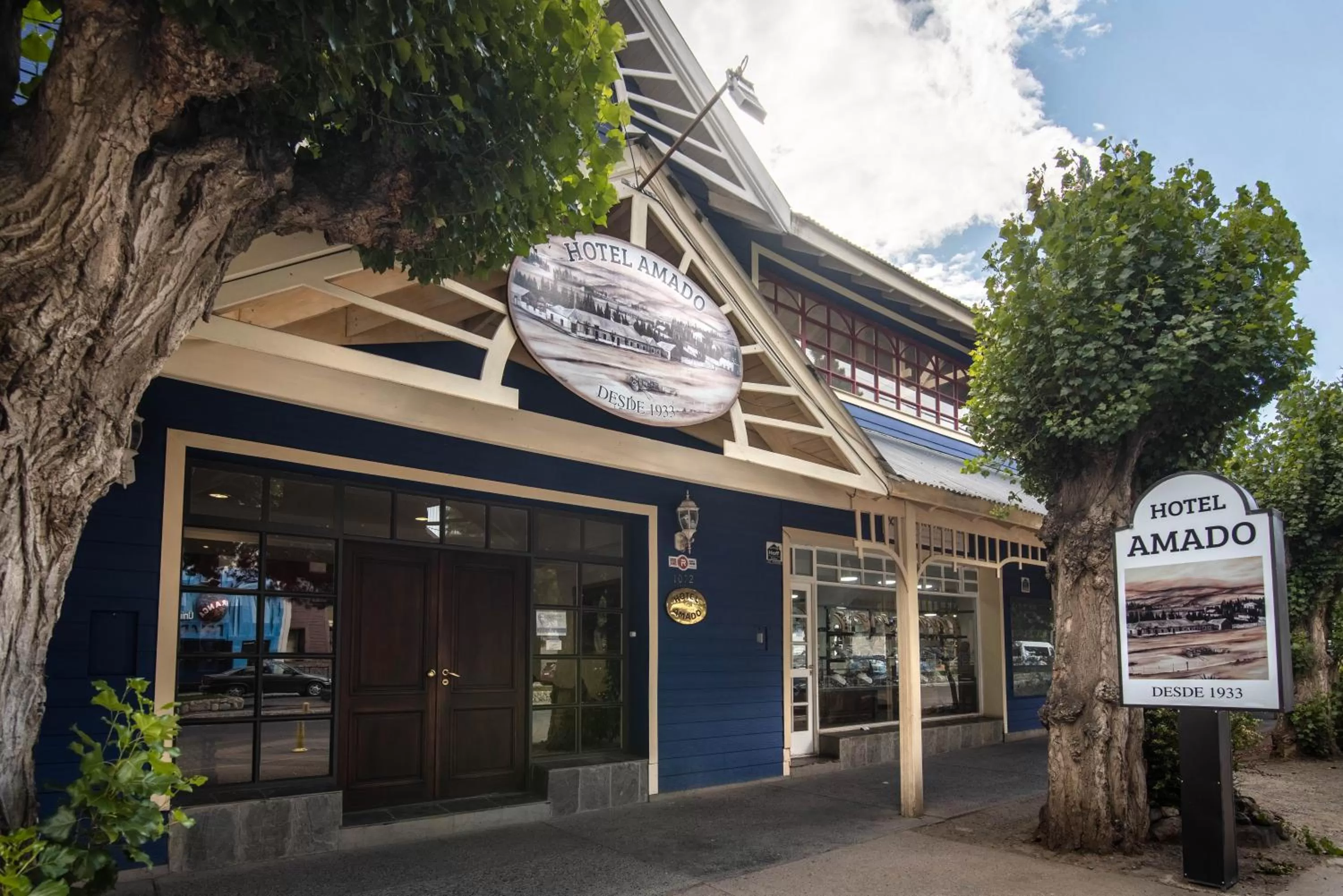 Property building in Hotel Amado