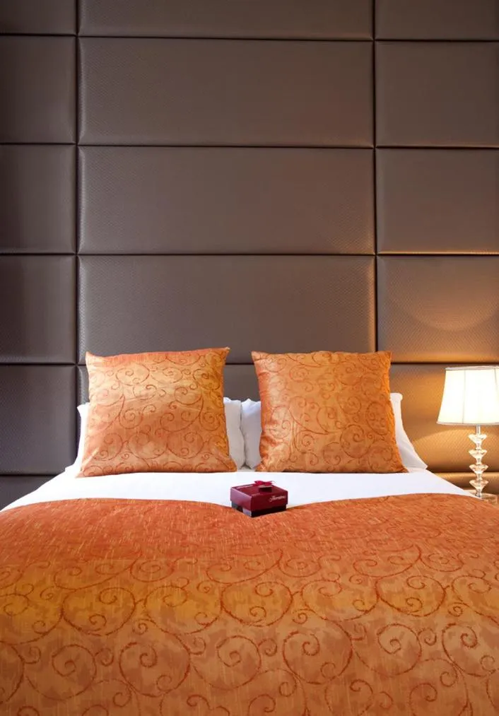 Bed in City Inn Russell Square