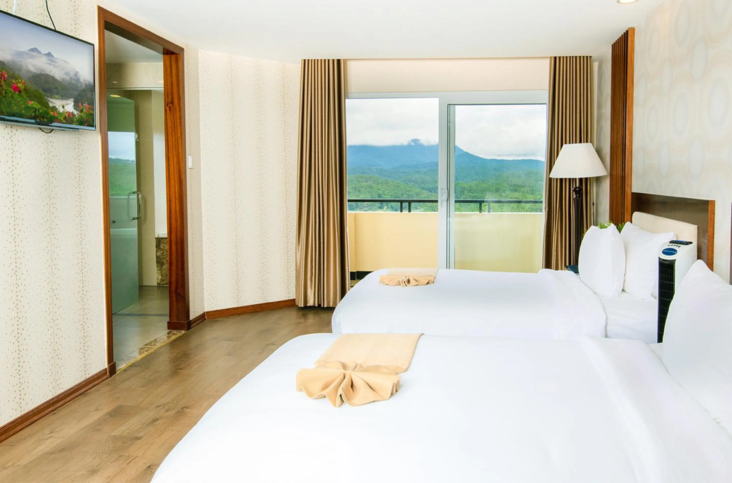 Bed in Ladalat Hotel