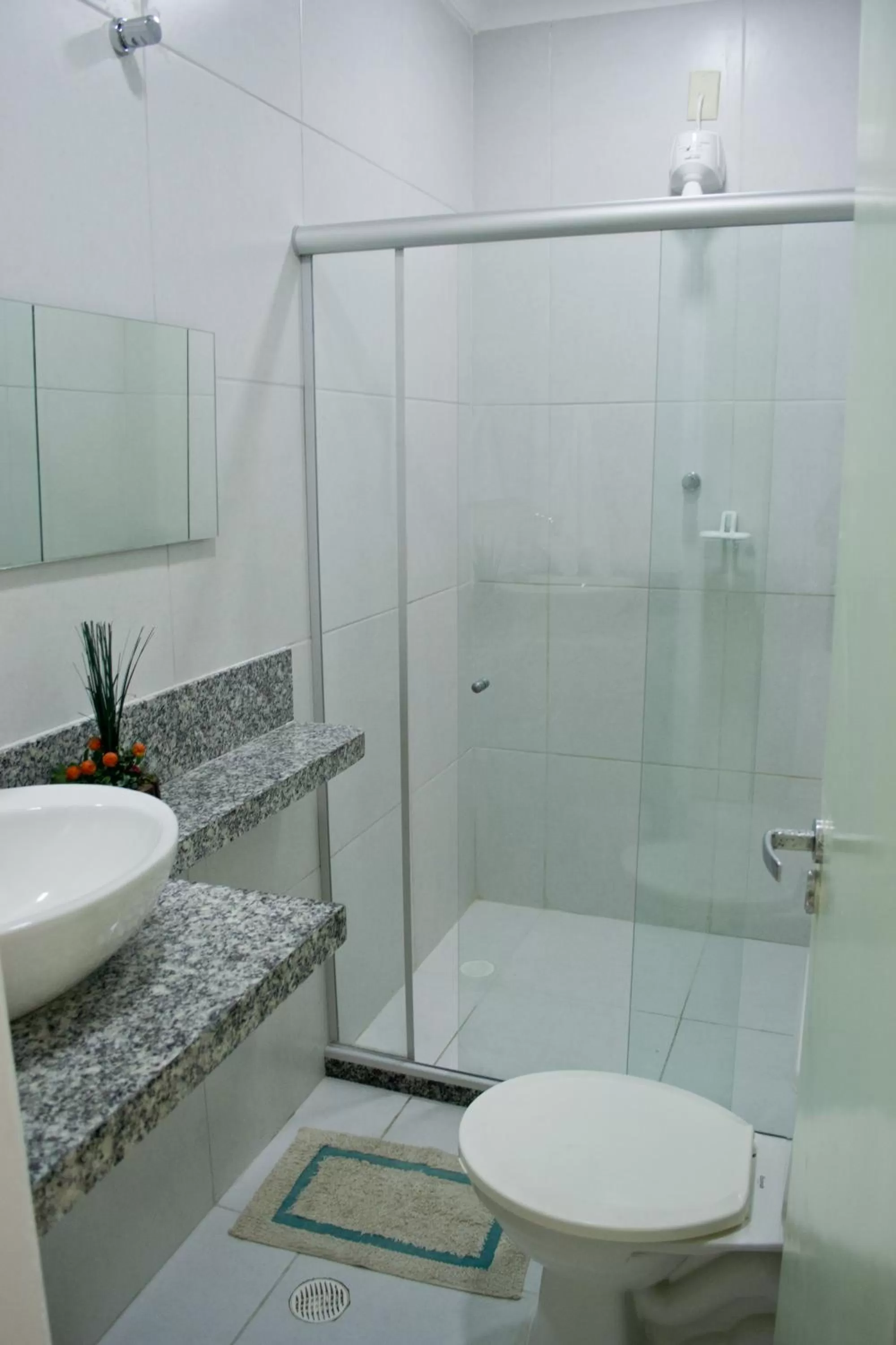 Bathroom in Pousada Corais da Barra